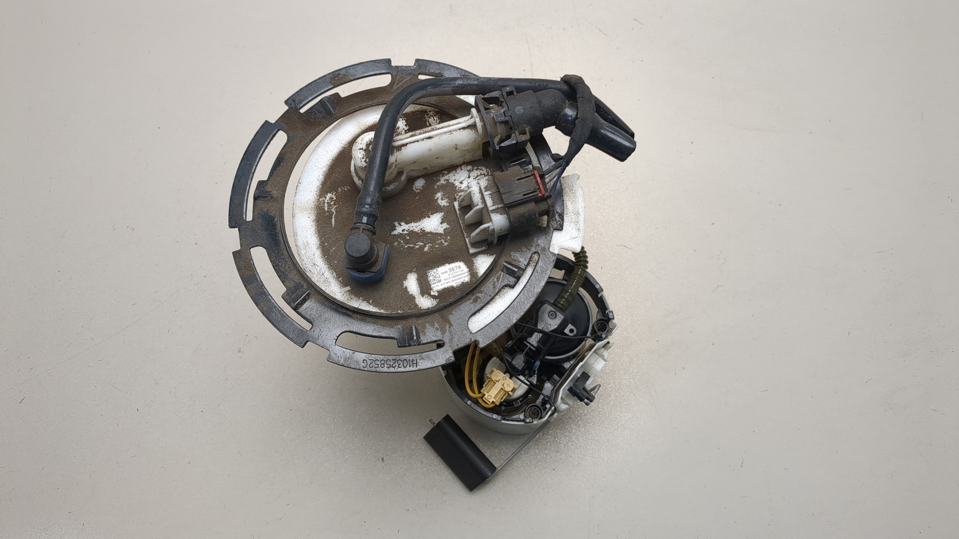 Насос топливный электрический