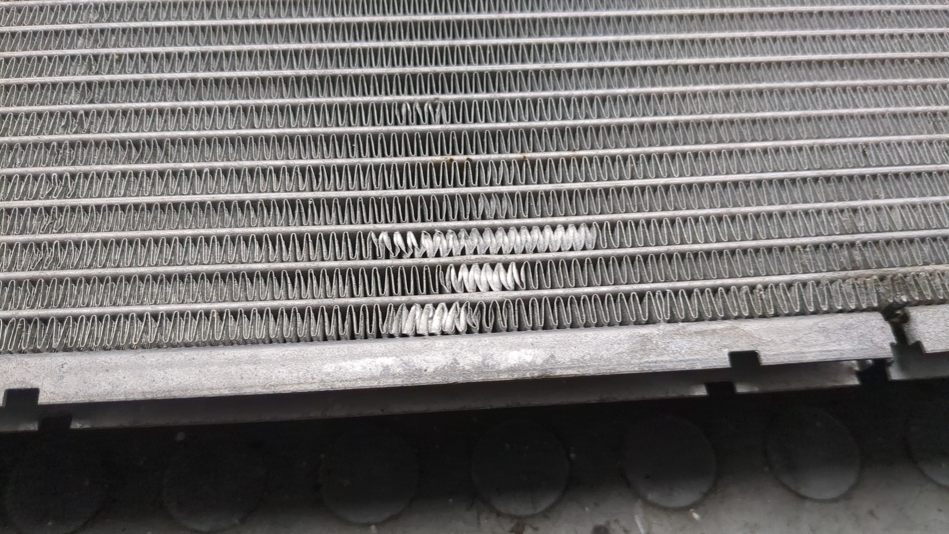 Радиатор охлаждения двигателя основной