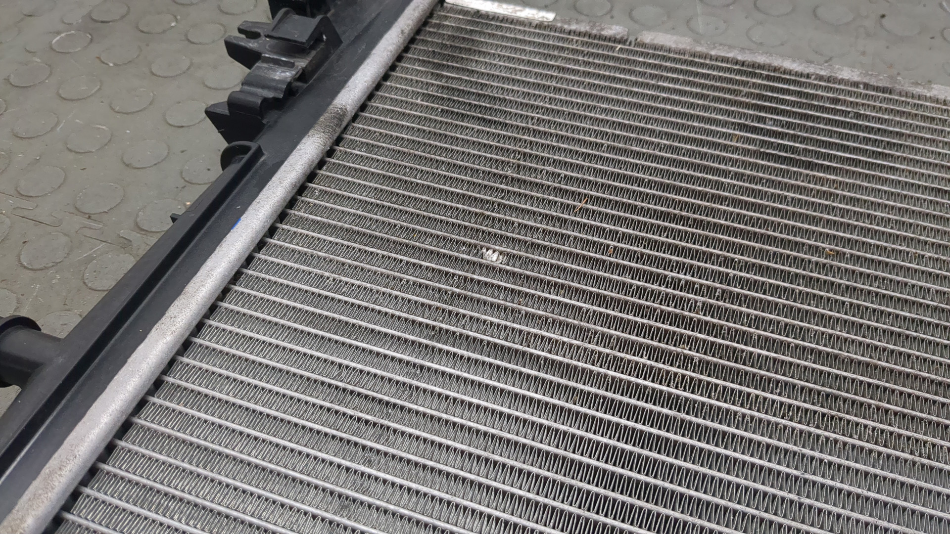 Радиатор охлаждения двигателя основной