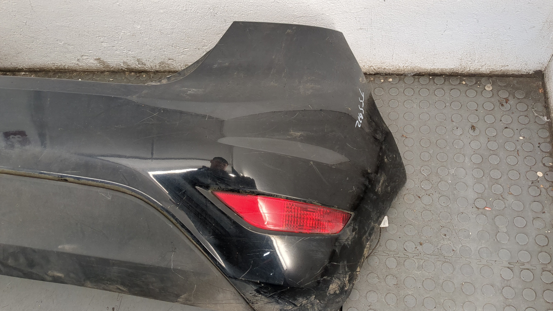 Бампер задний