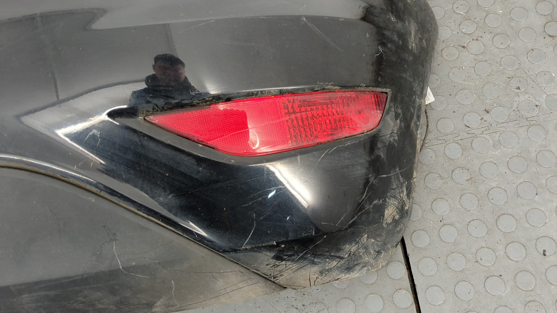 Бампер задний