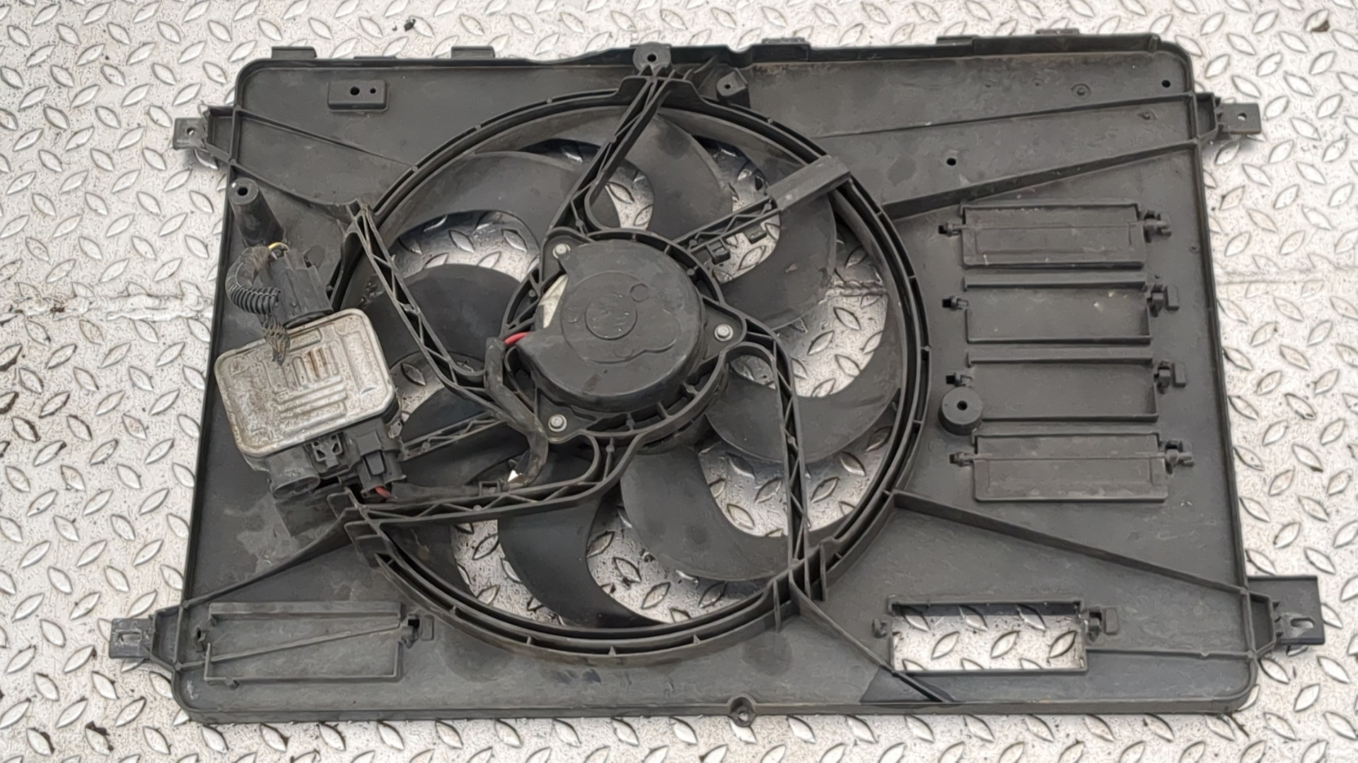 Вентилятор радиатора