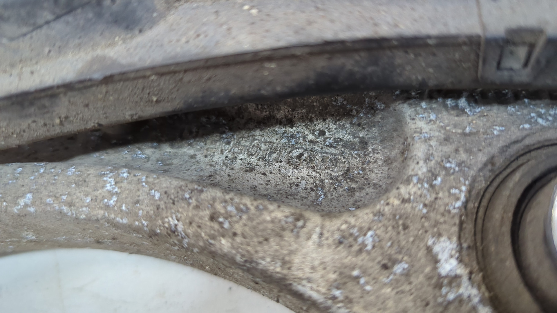 Рычаг задний