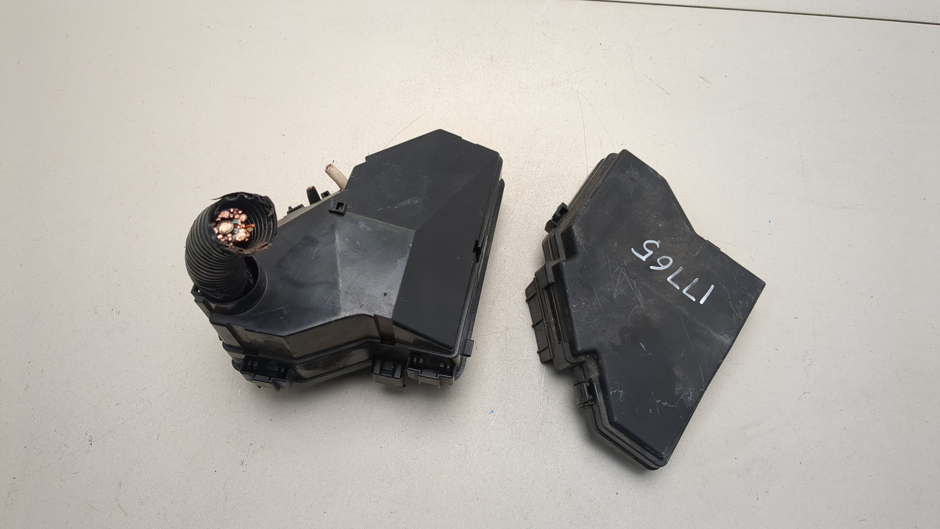 Блок предохранителей