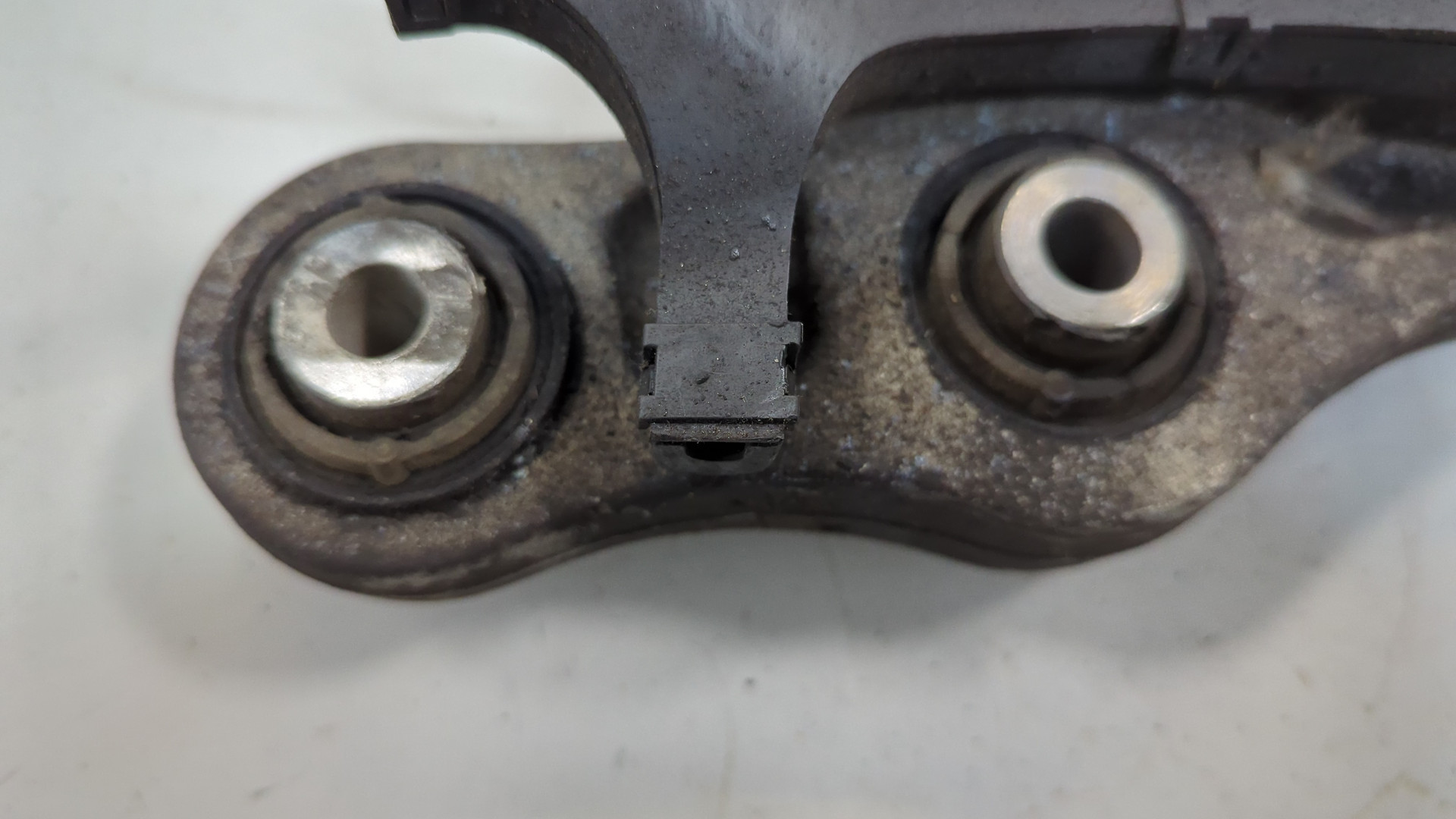 Рычаг задний