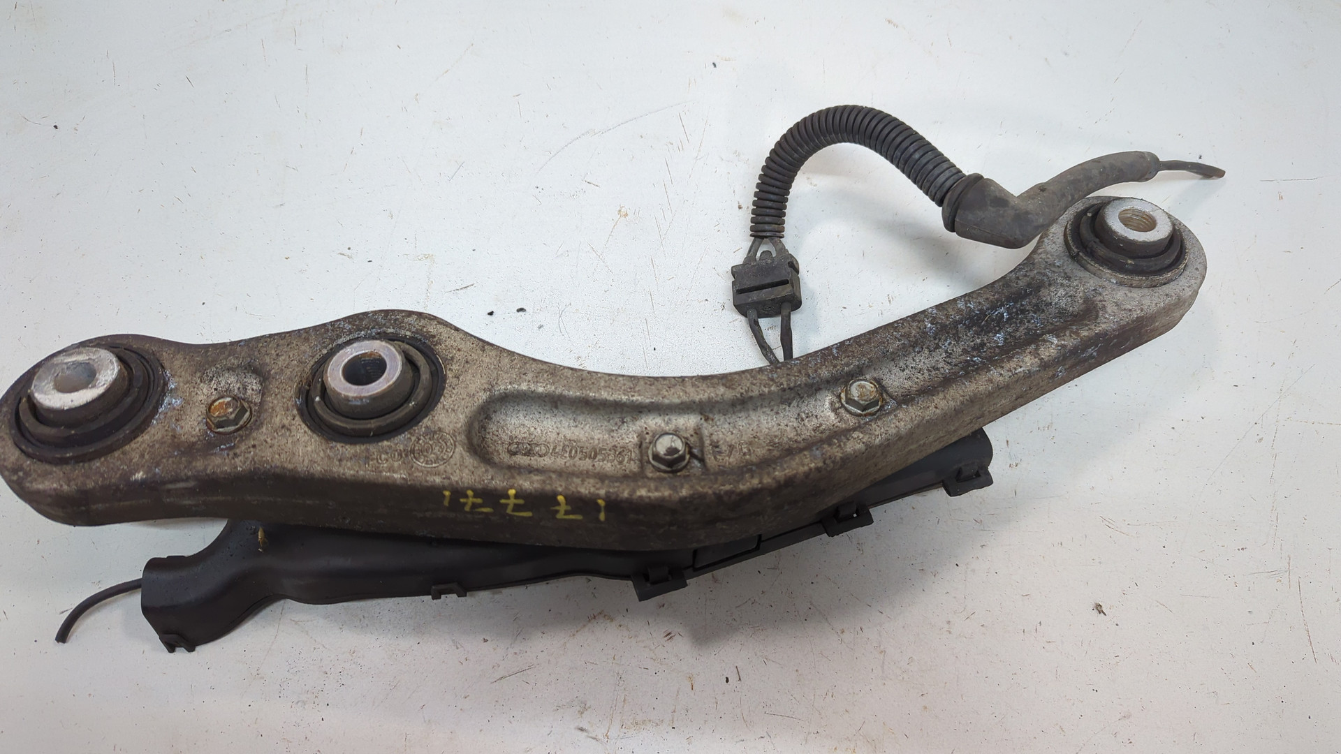 Рычаг задний