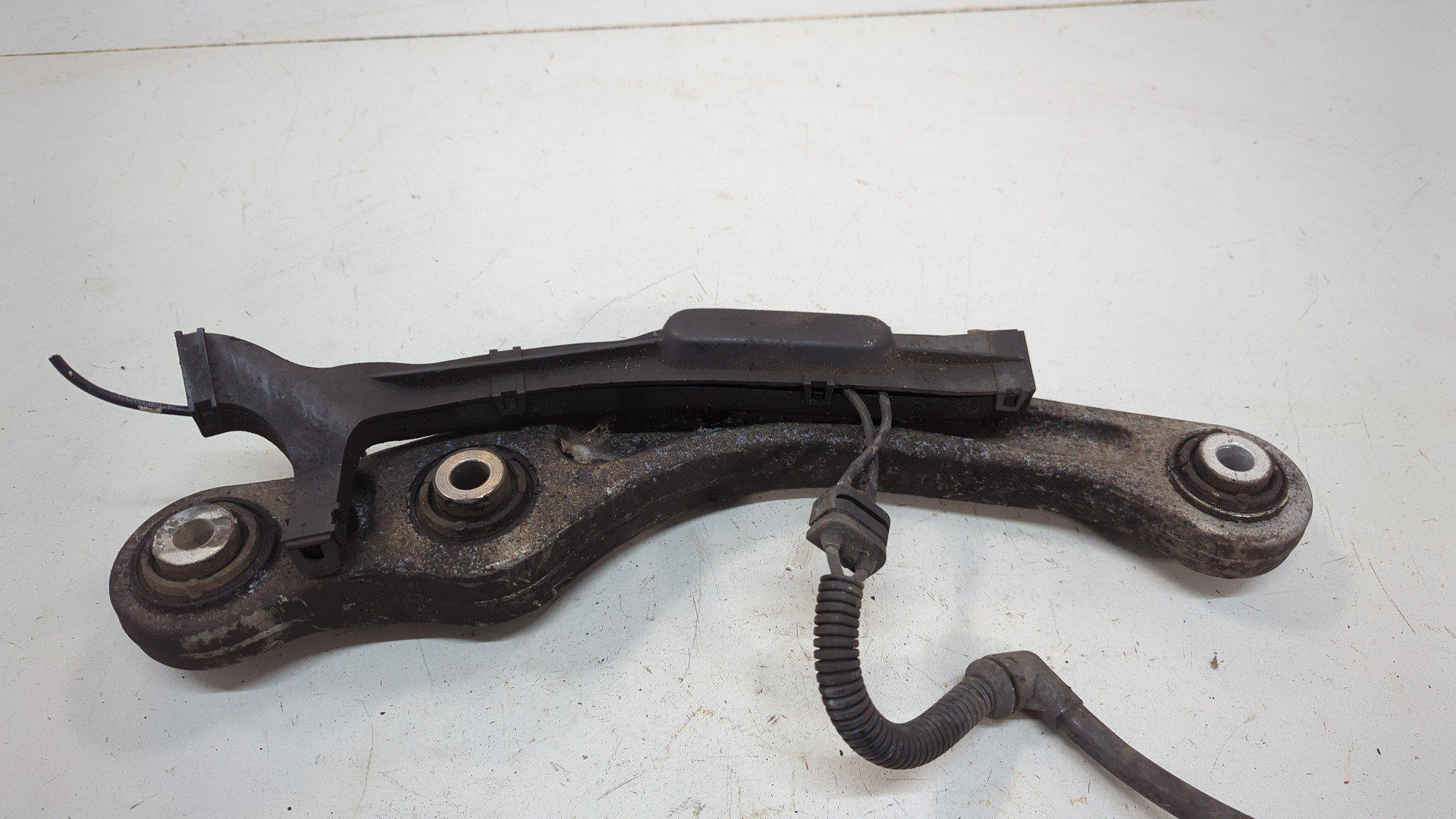 Рычаг задний