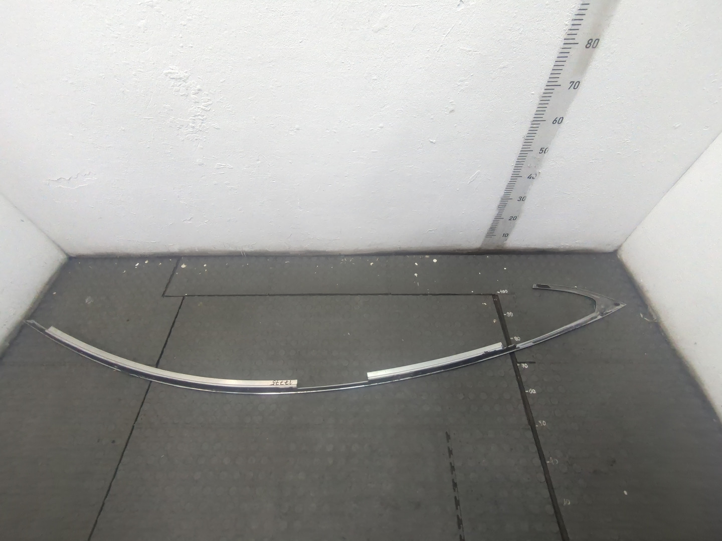 Молдинг крыши левый