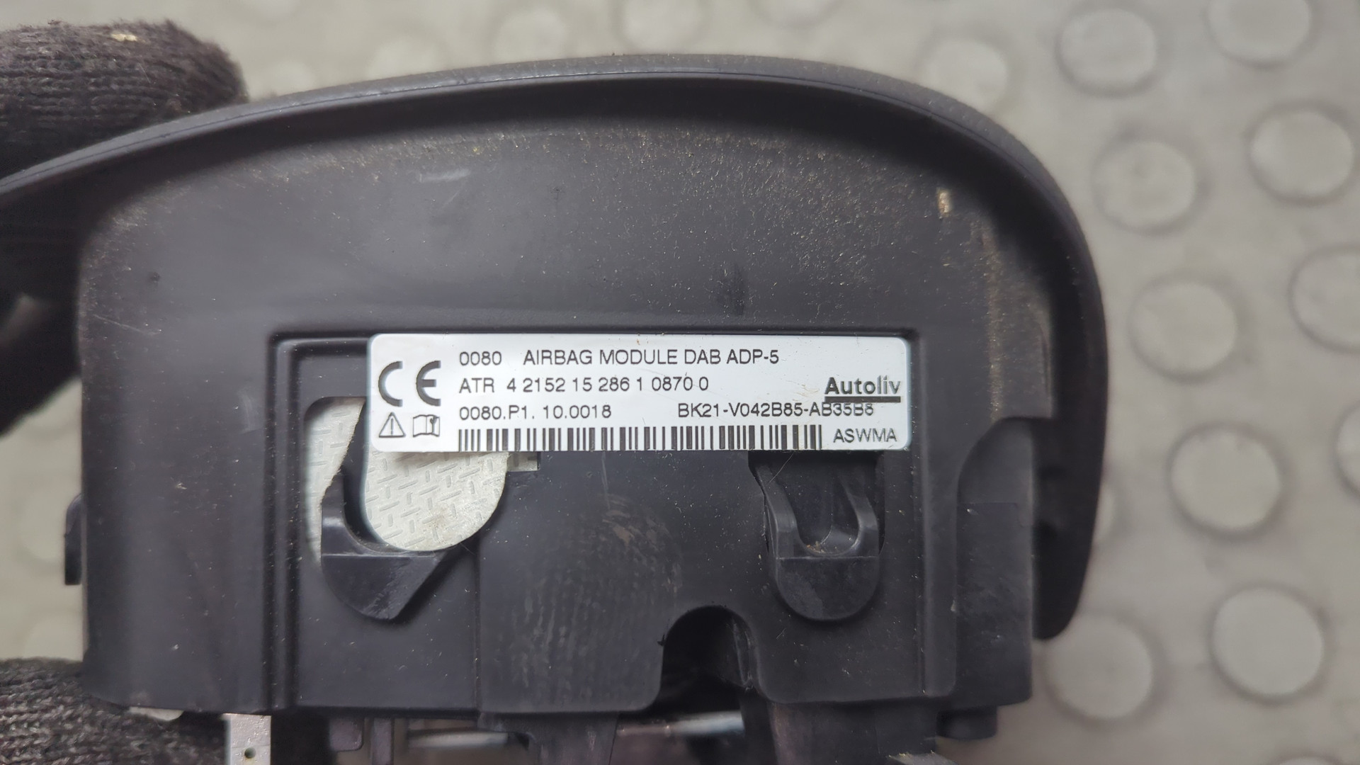 Подушка безопасности в рулевое колесо