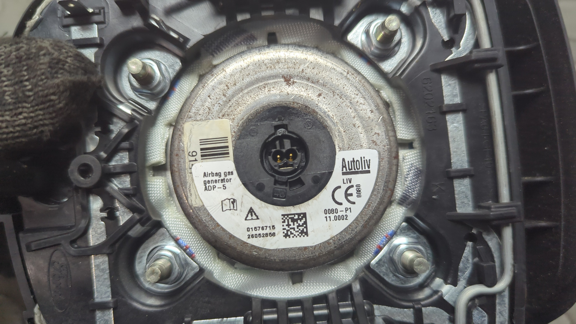 Подушка безопасности в рулевое колесо