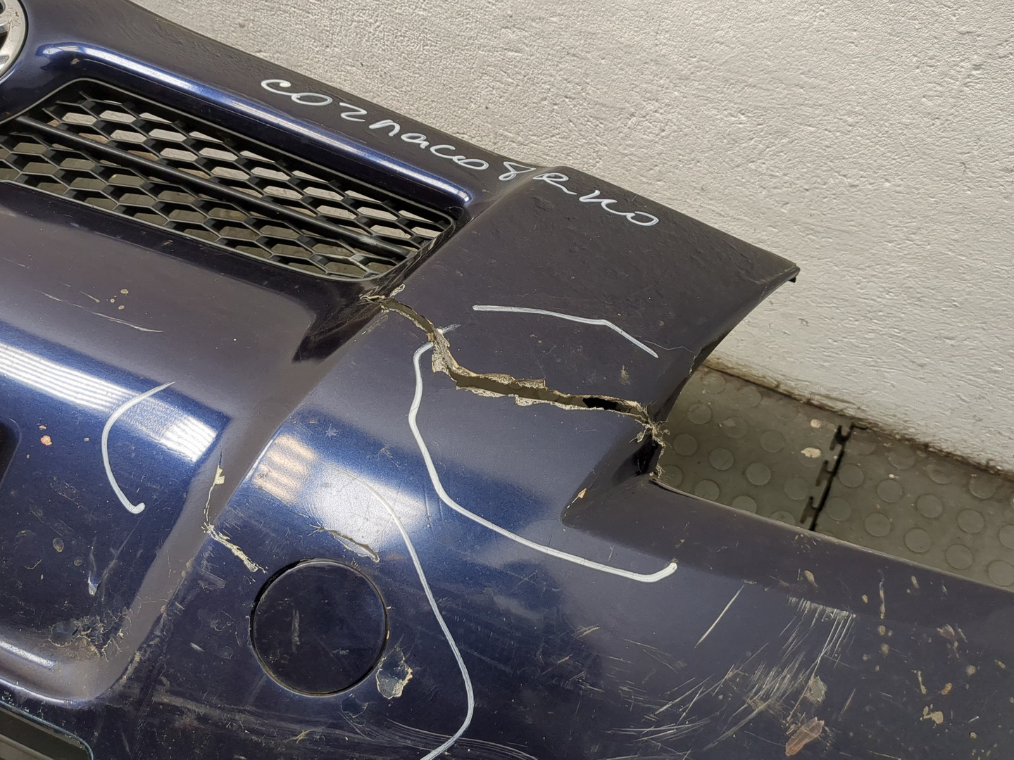 Бампер передний