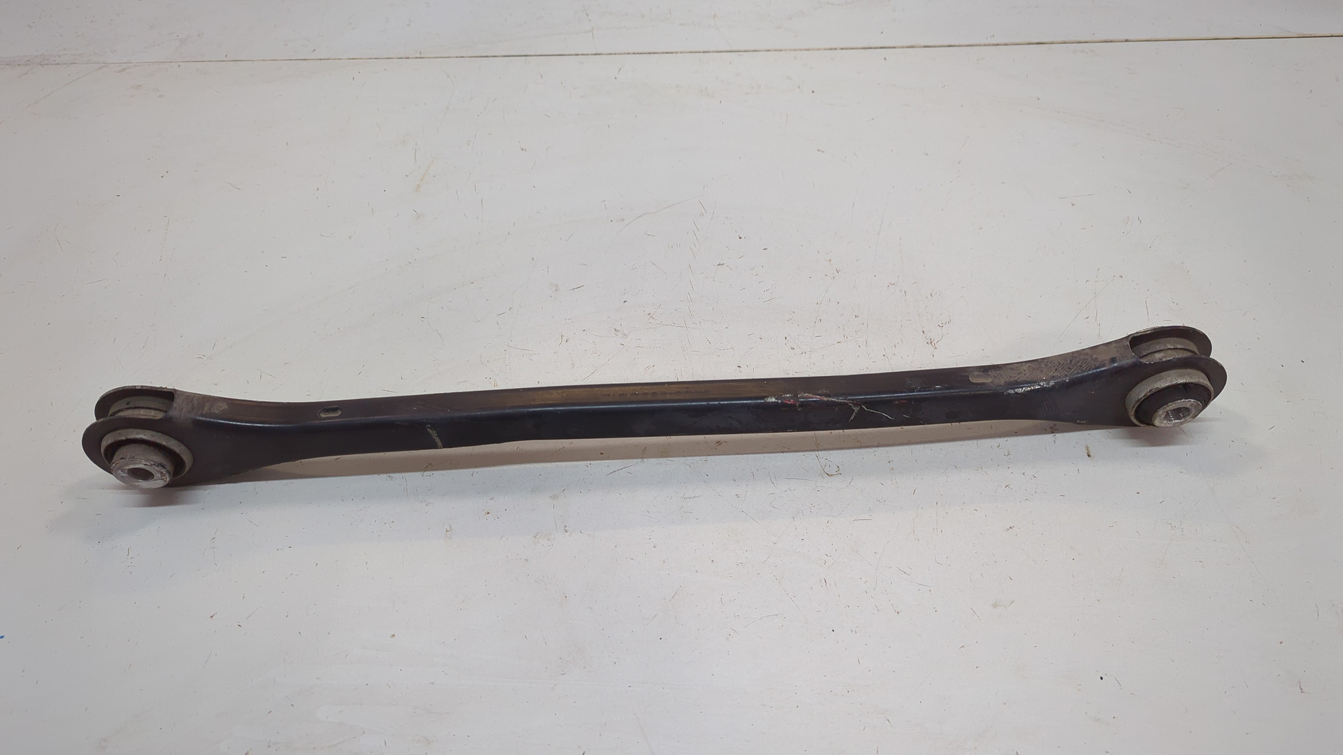 Рычаг задний