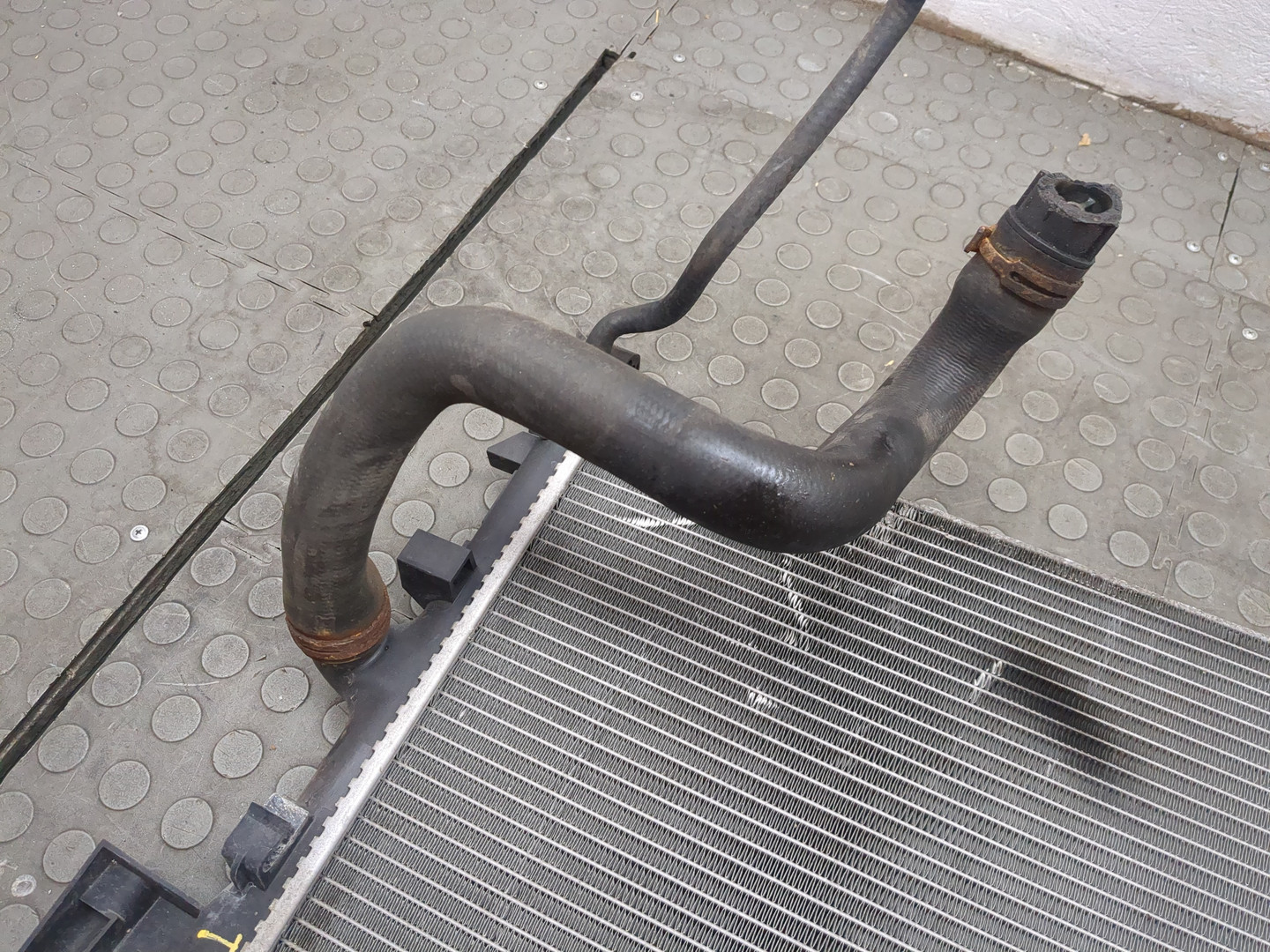 Радиатор охлаждения двигателя основной