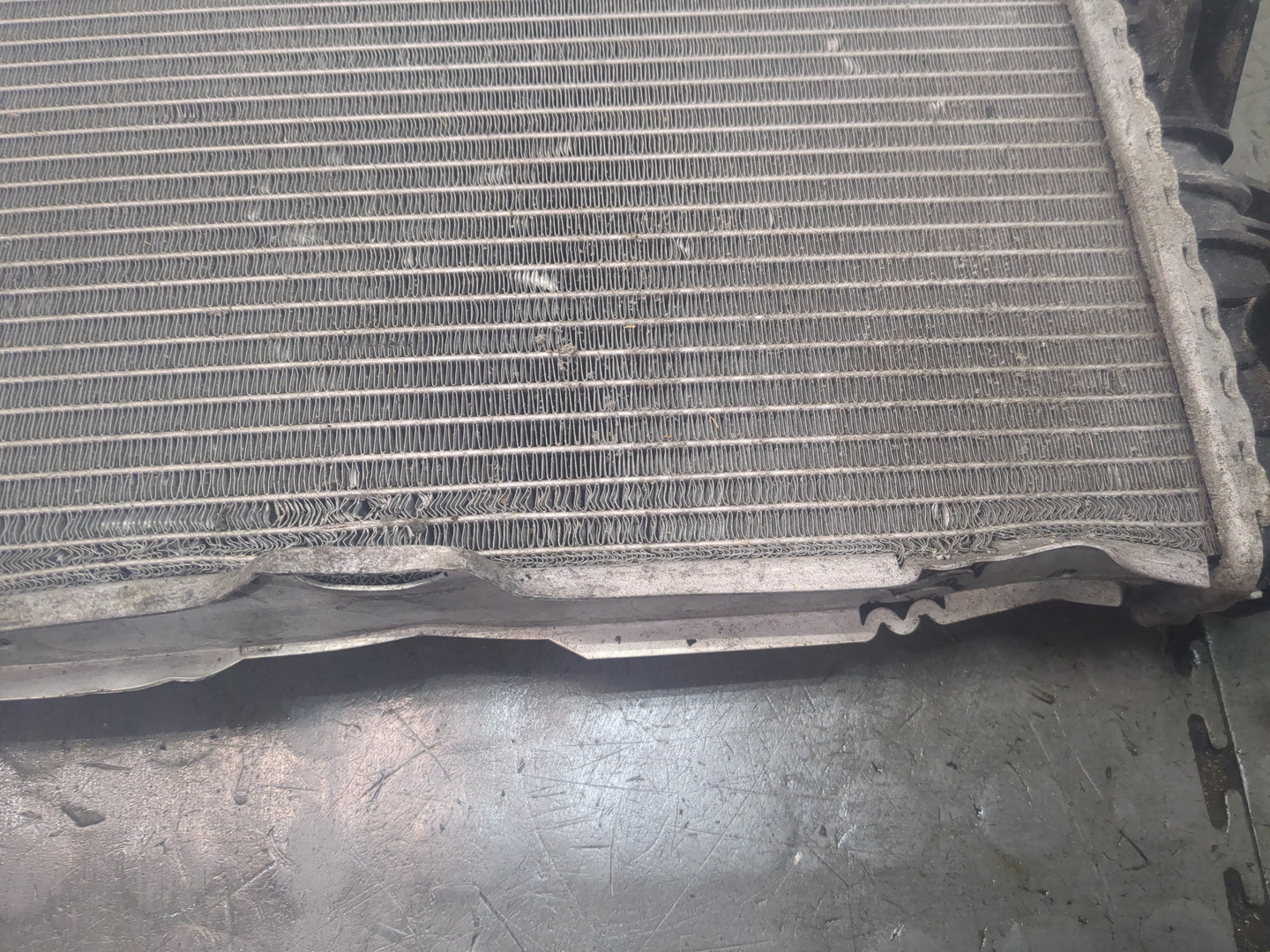 Радиатор охлаждения двигателя основной