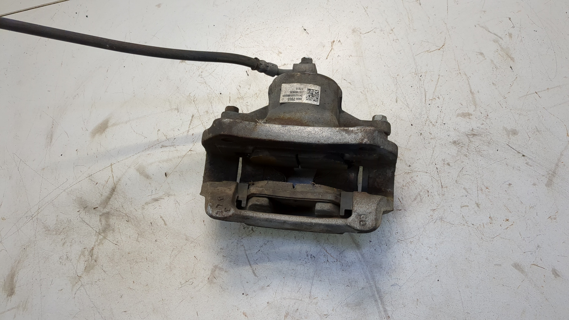 Суппорт передний правый