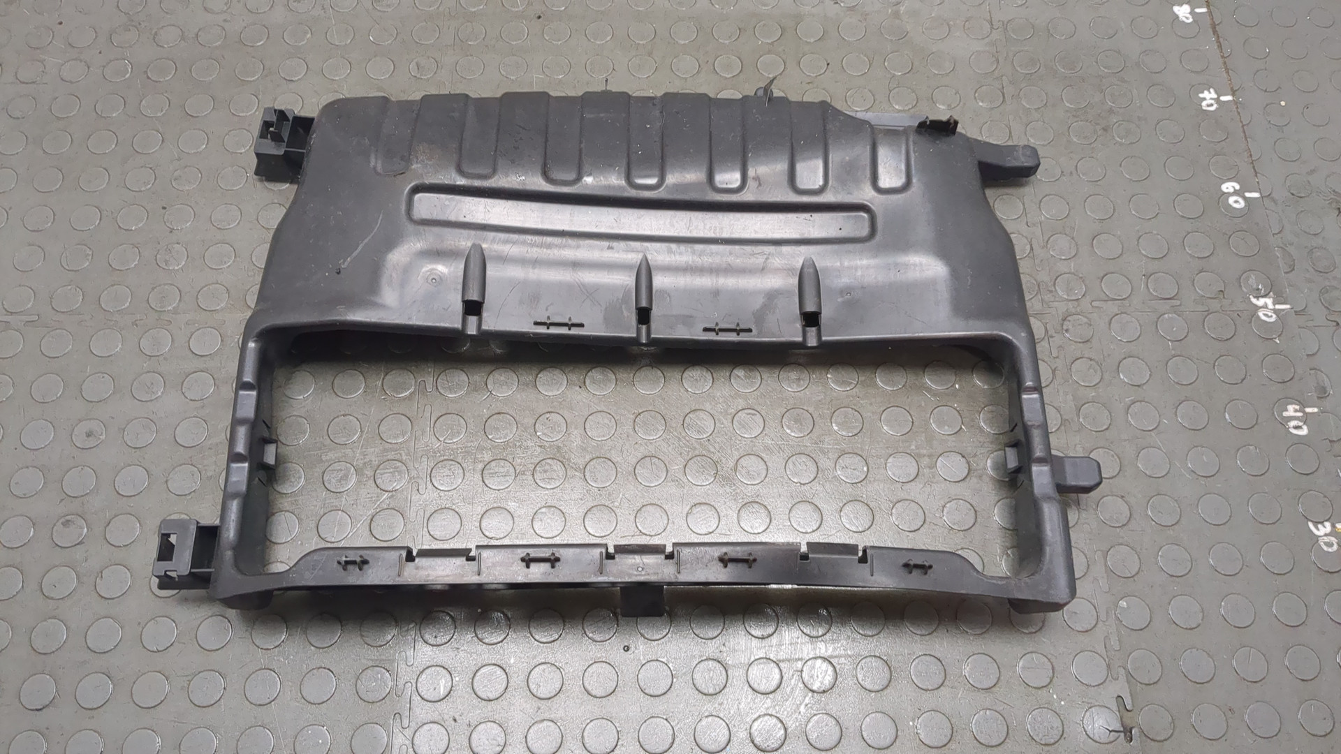 Диффузор вентилятора