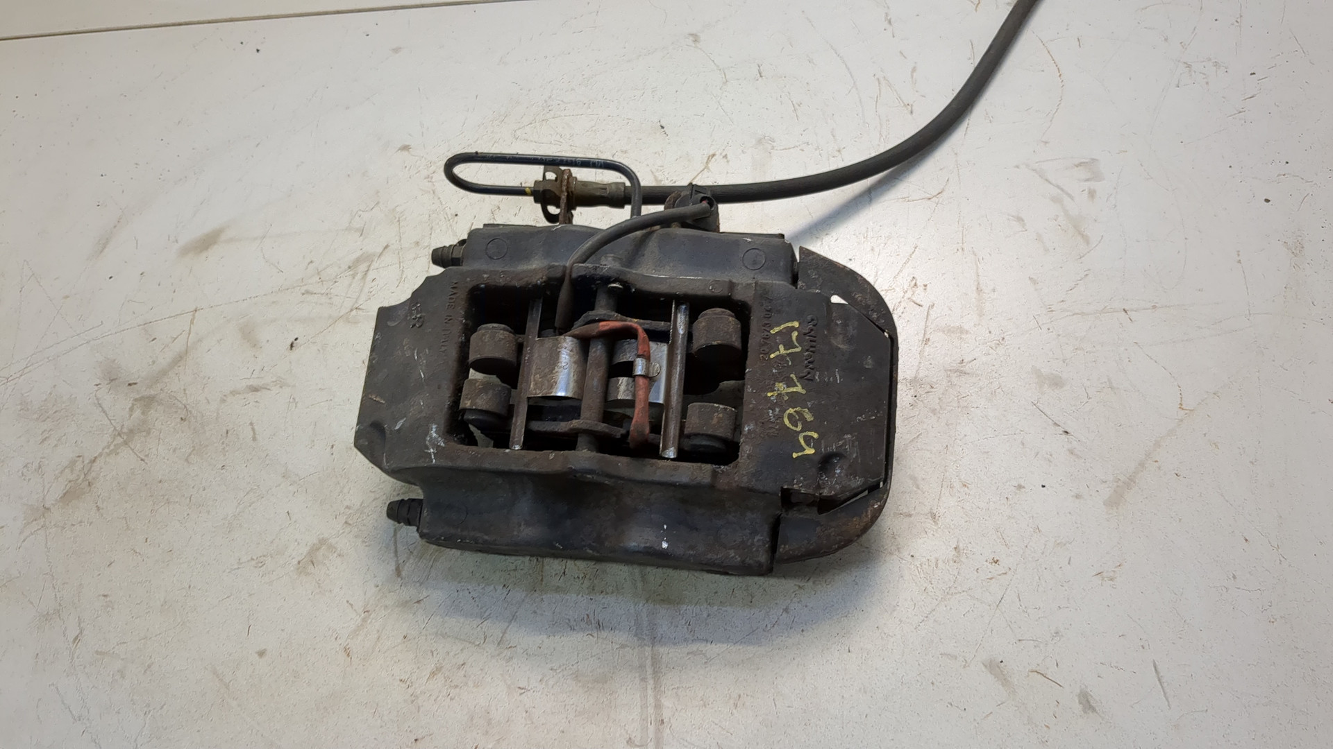 Суппорт задний правый