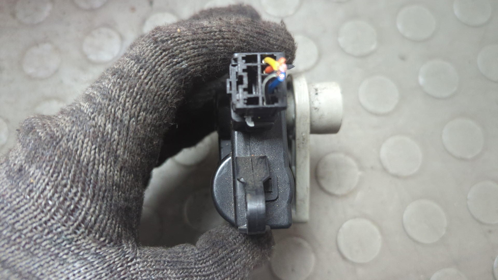 Моторчик заслонки печки