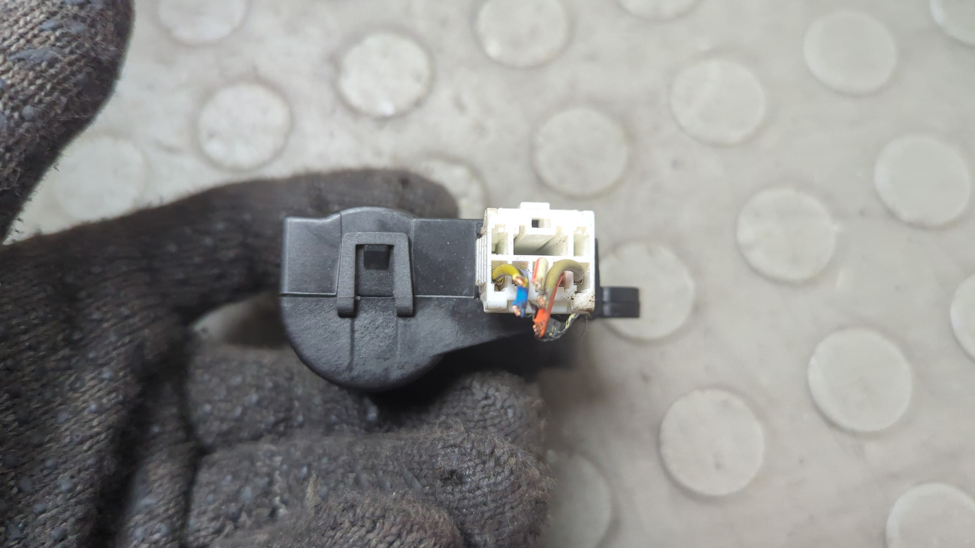 Моторчик заслонки печки