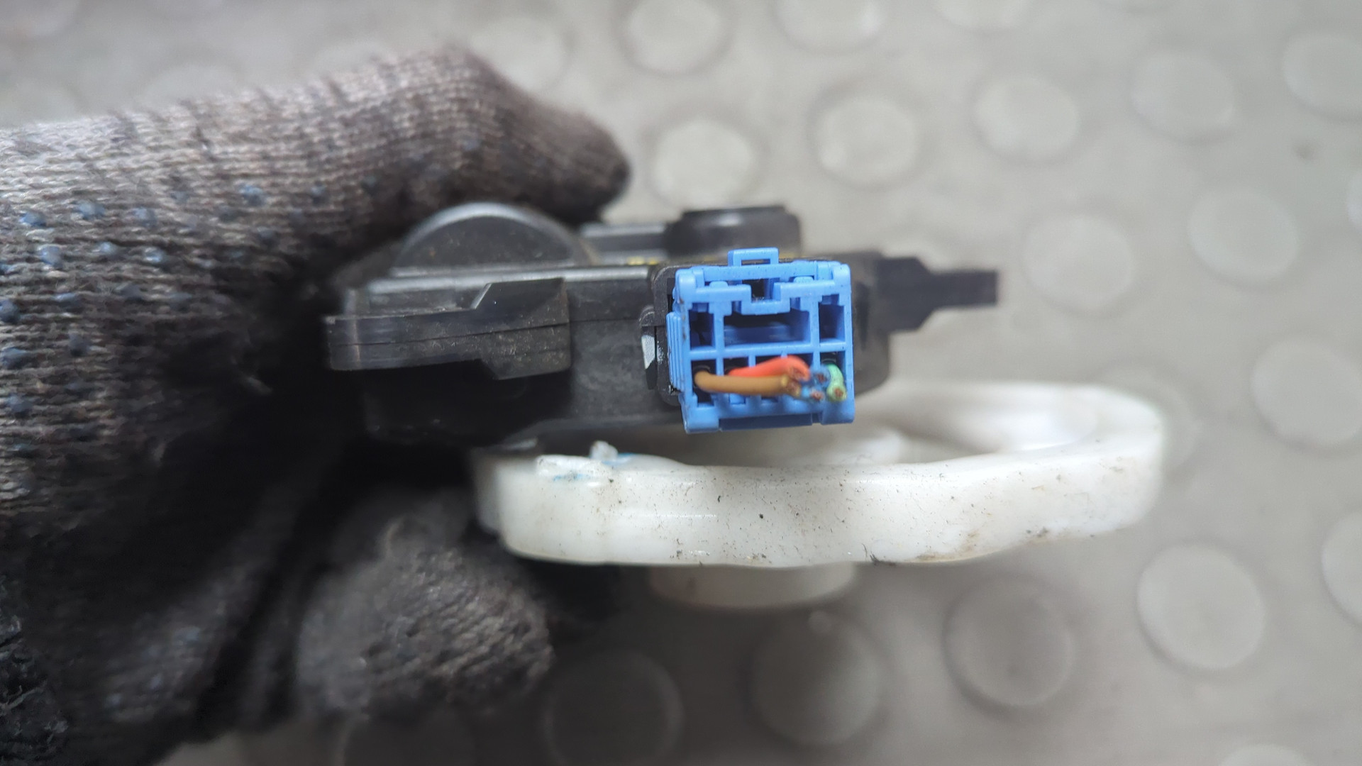 Моторчик заслонки печки