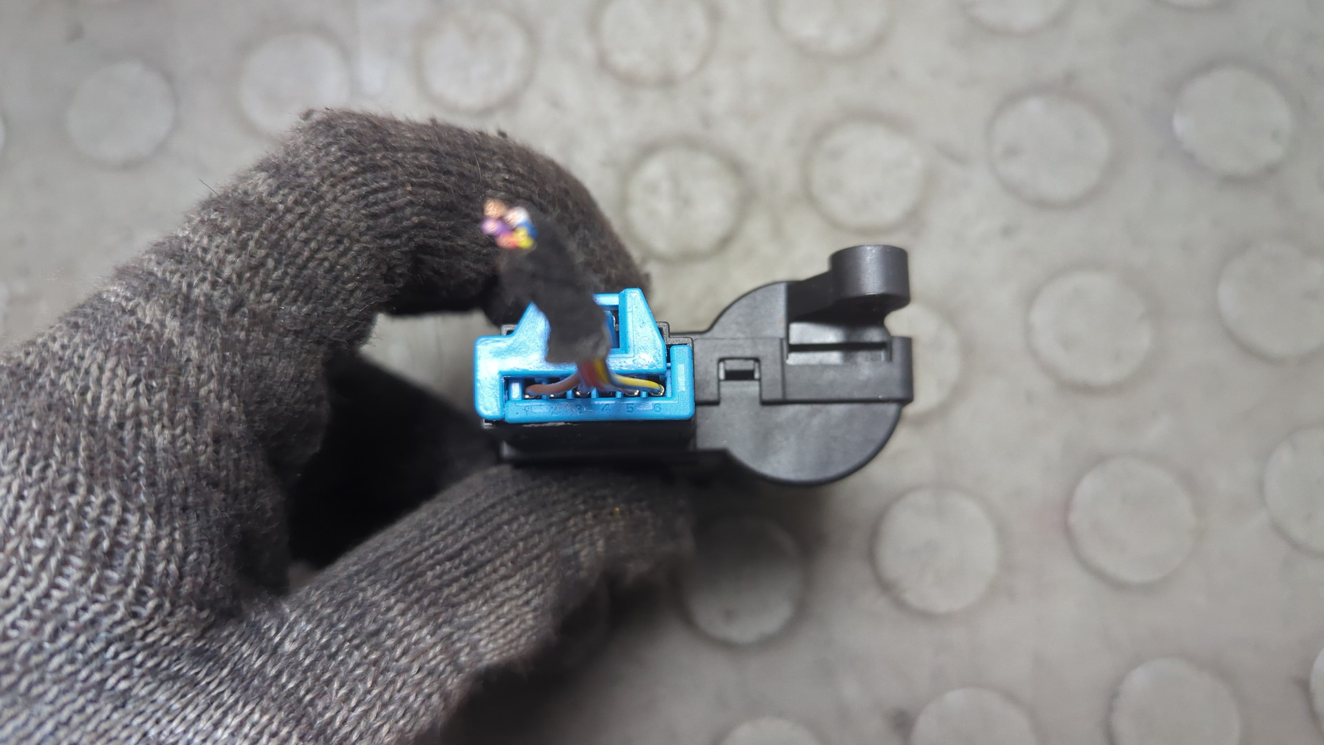 Моторчик заслонки печки