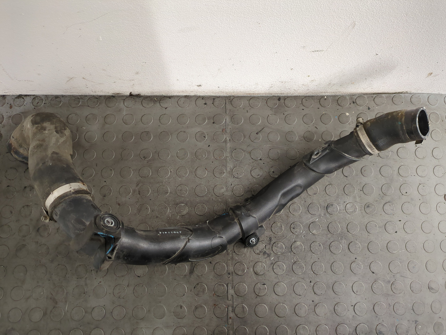 Патрубок интеркулера