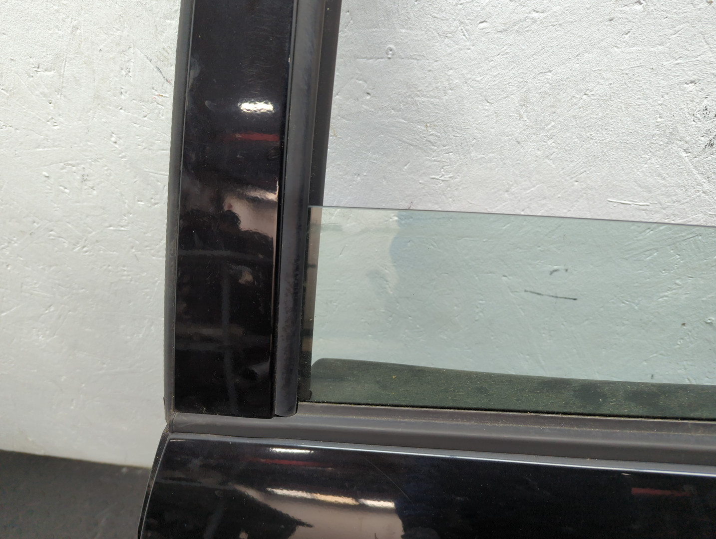 Дверь задняя левая