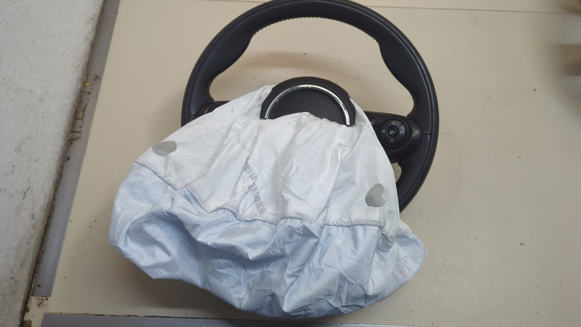 Рулевое колесо (руль)