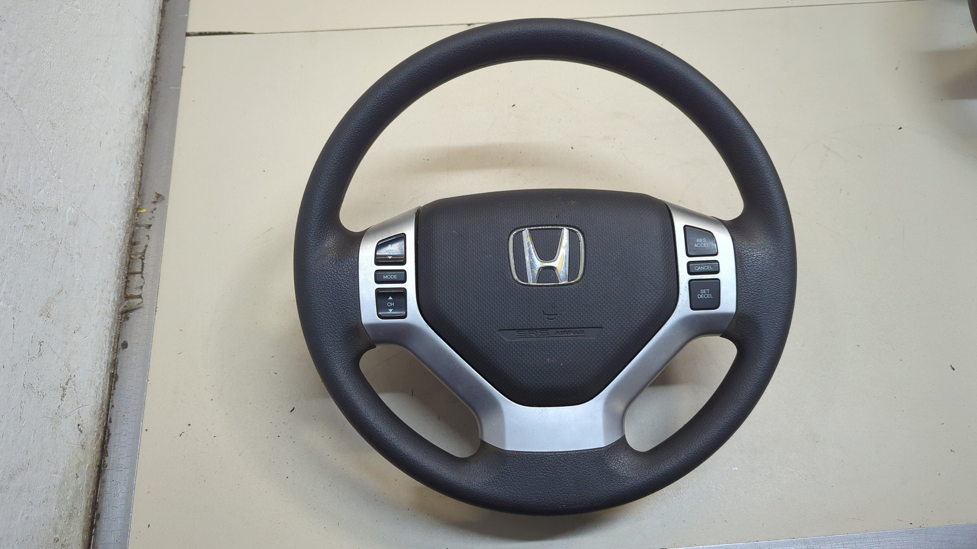 Рулевое колесо (руль)