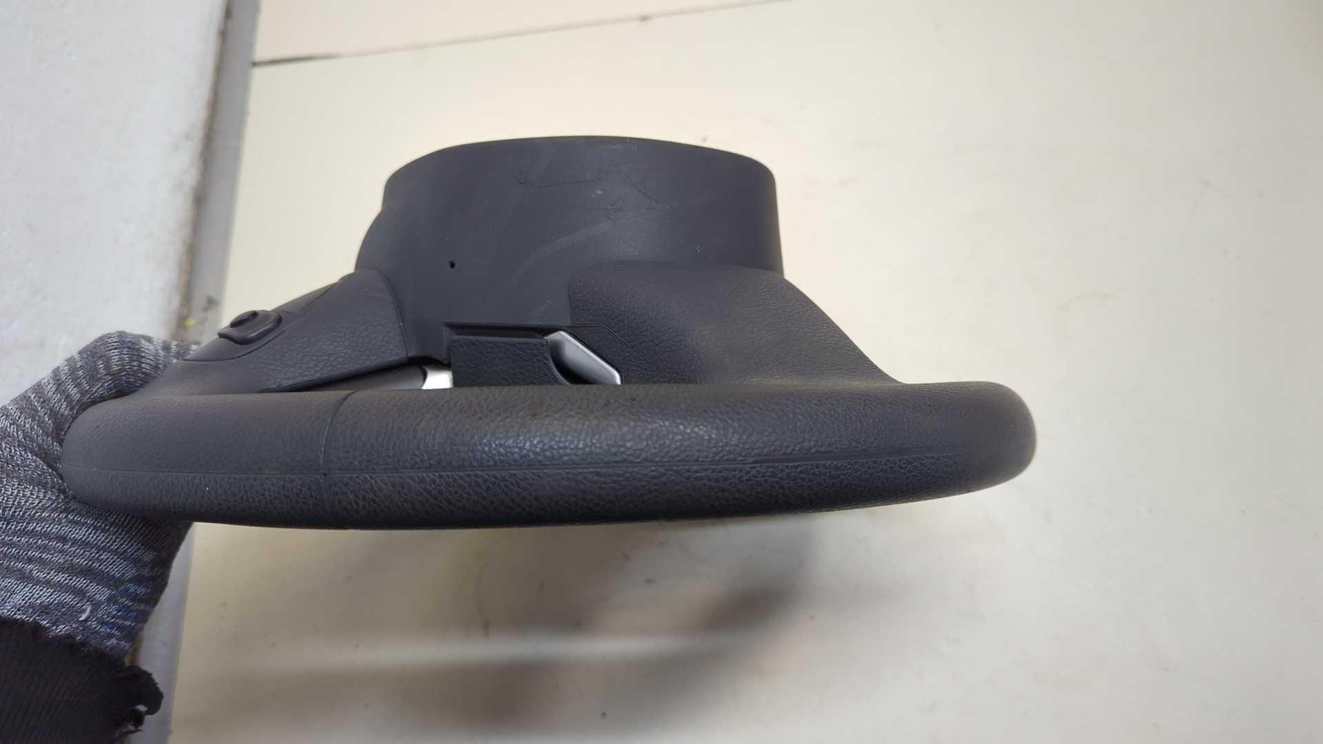 Рулевое колесо (руль)