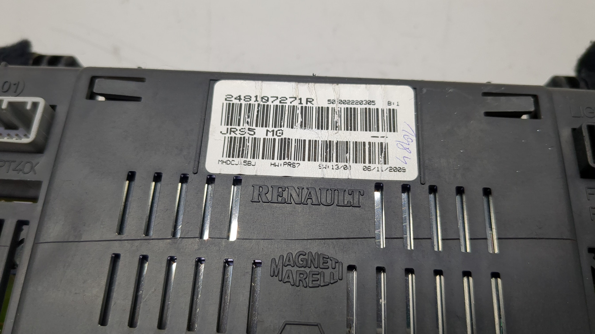 Панель приборов