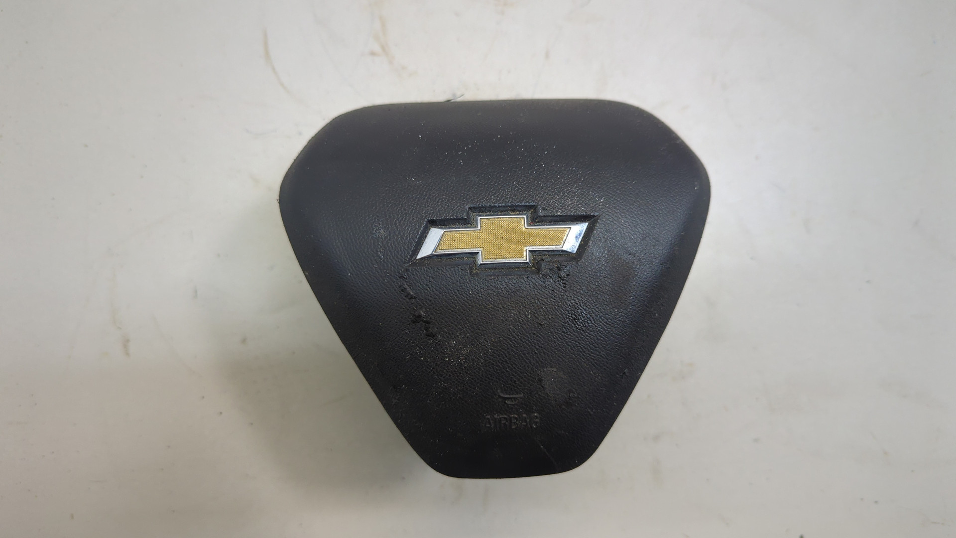 Подушка безопасности в рулевое колесо