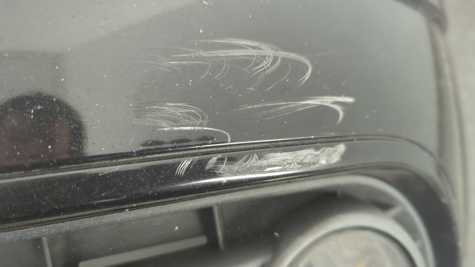 Бампер передний