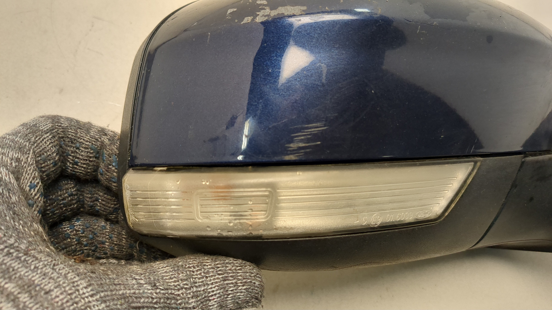 Зеркало правое электрическое