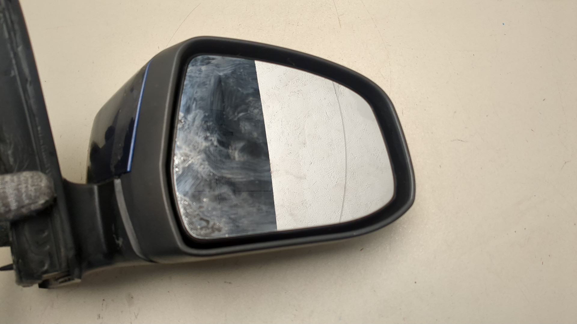 Зеркало правое электрическое