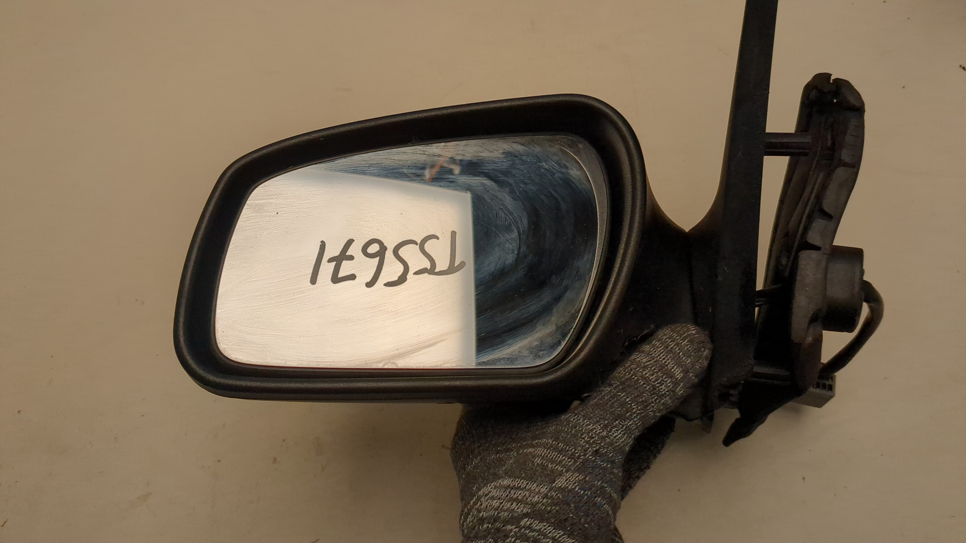 Зеркало левое электрическое