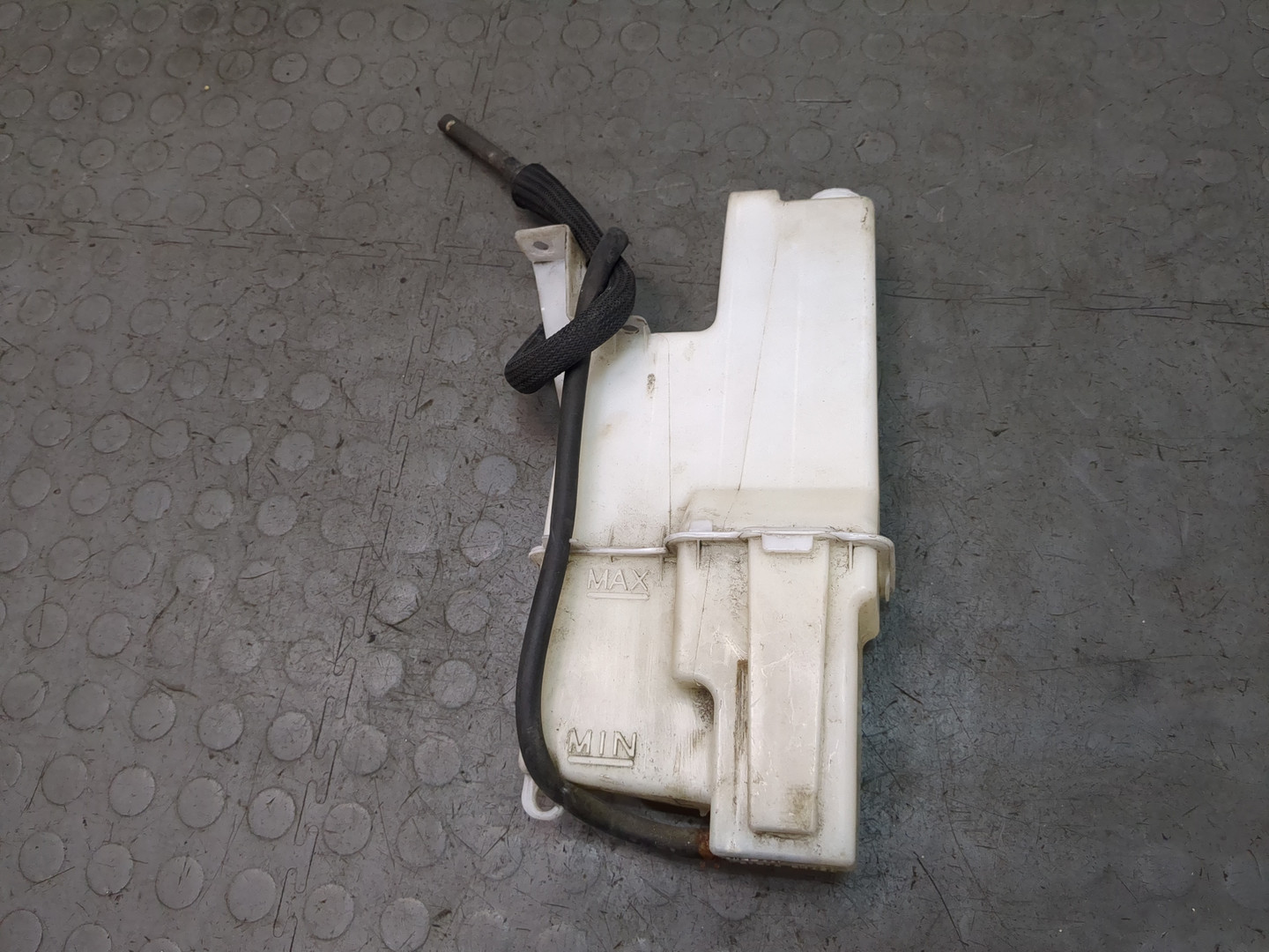 Бачок расширительный