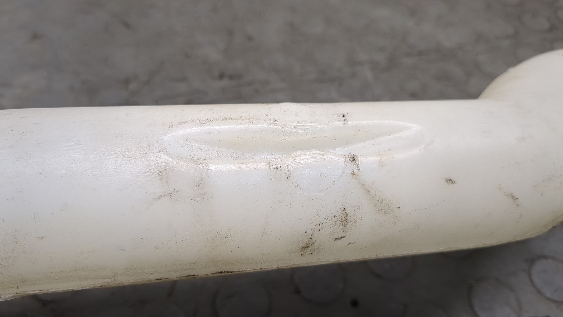 Бачок омывателя лобового стекла