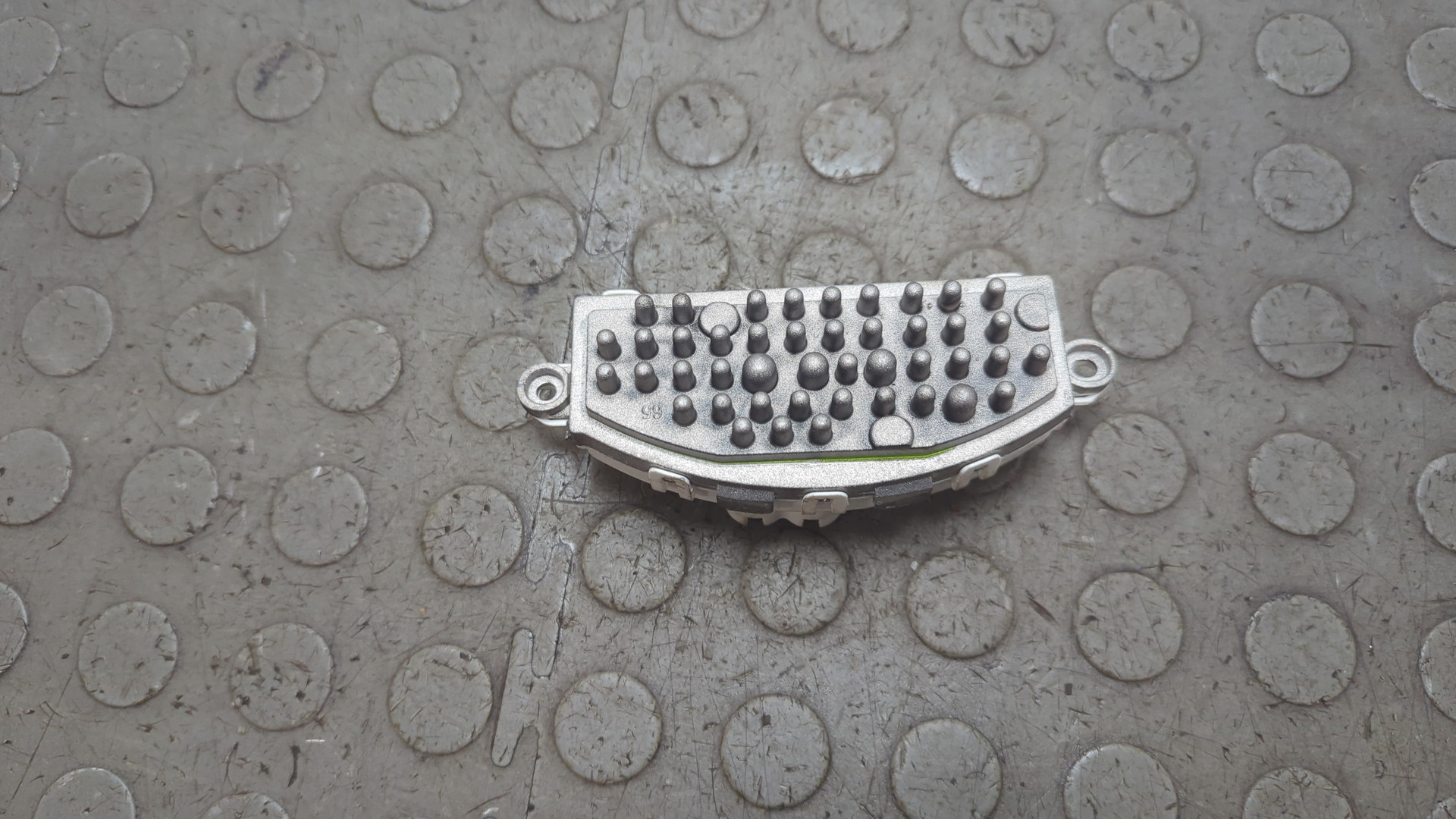 Резистор отопителя