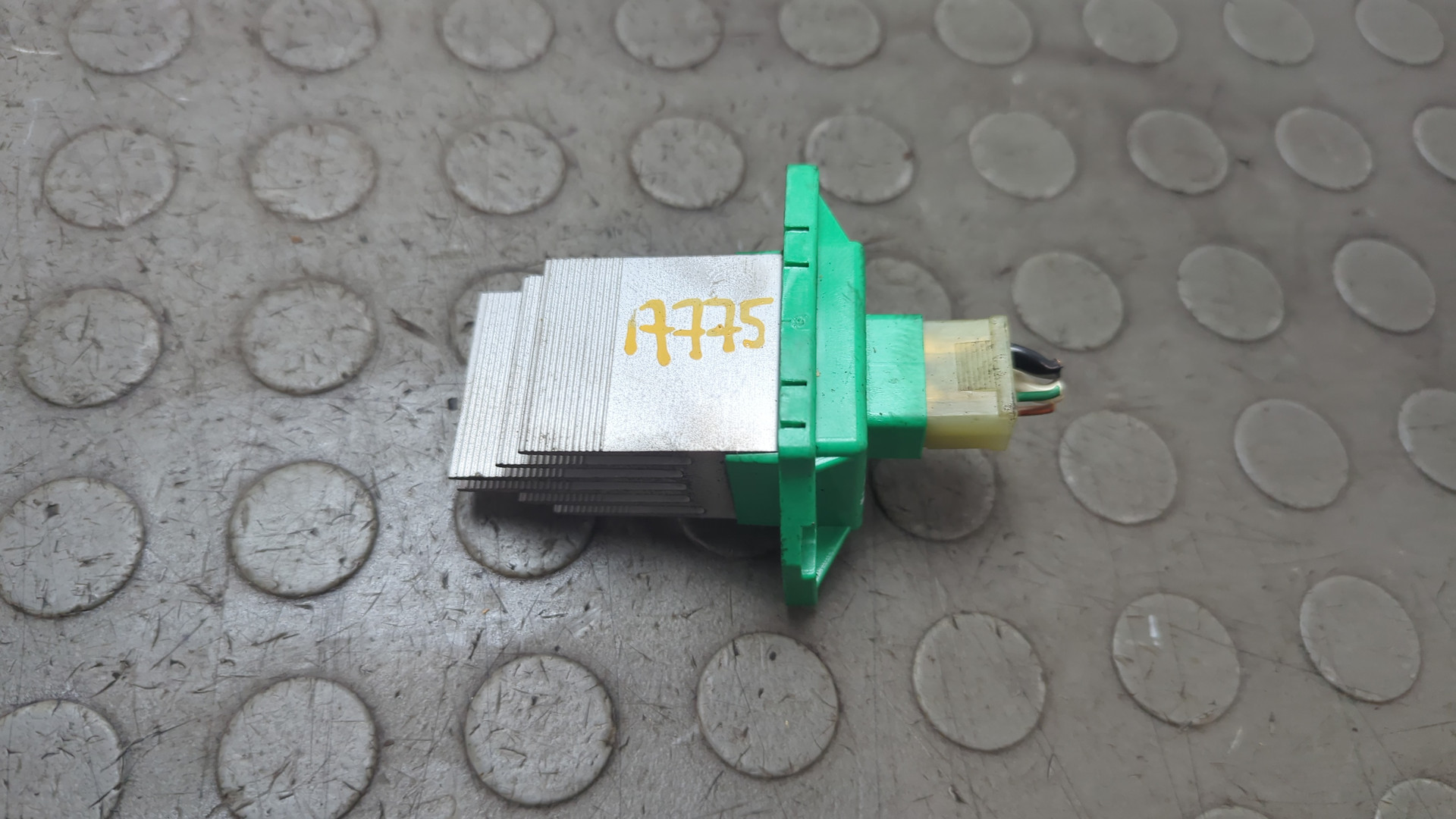 Резистор отопителя