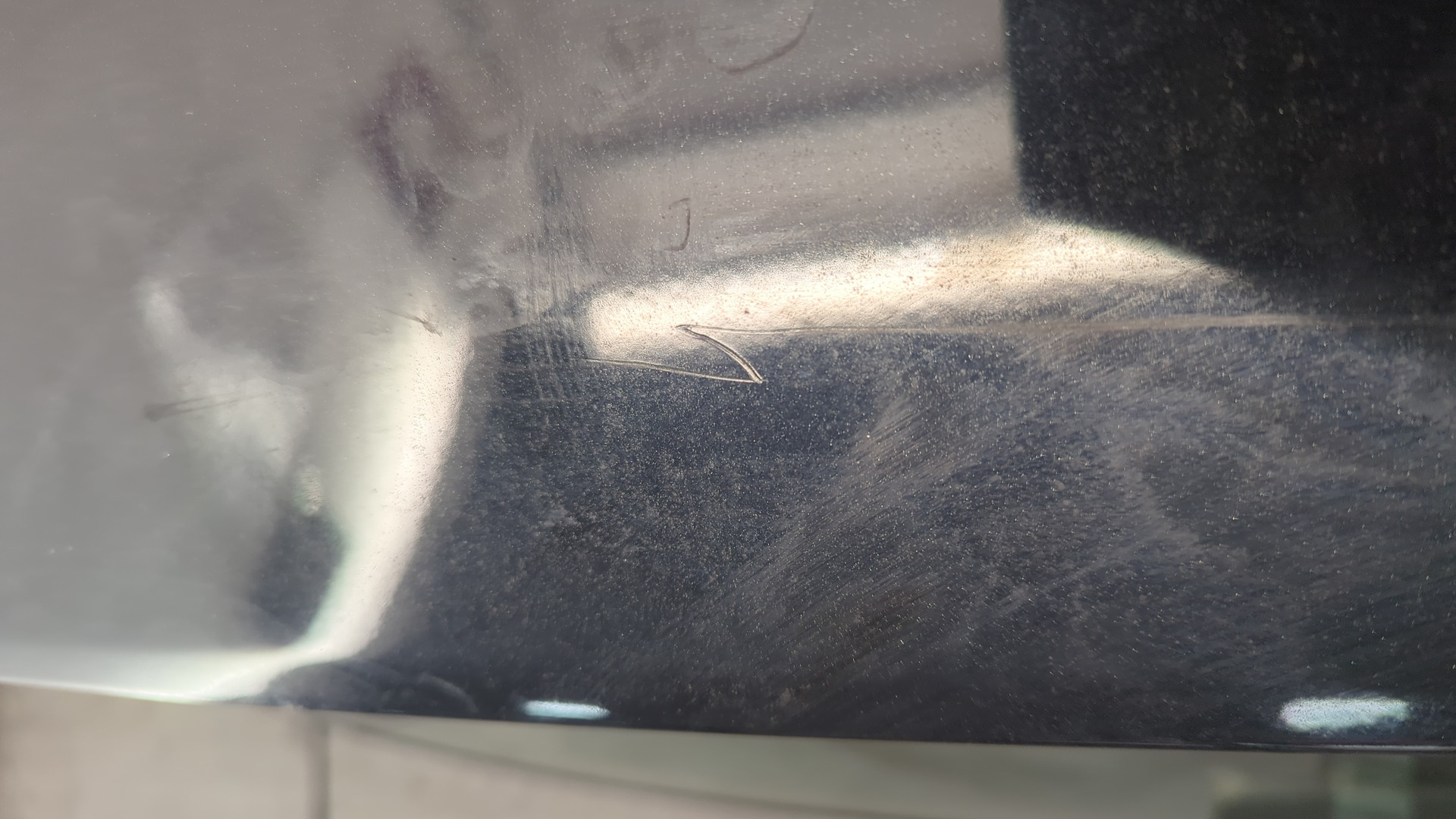 Дверь багажника