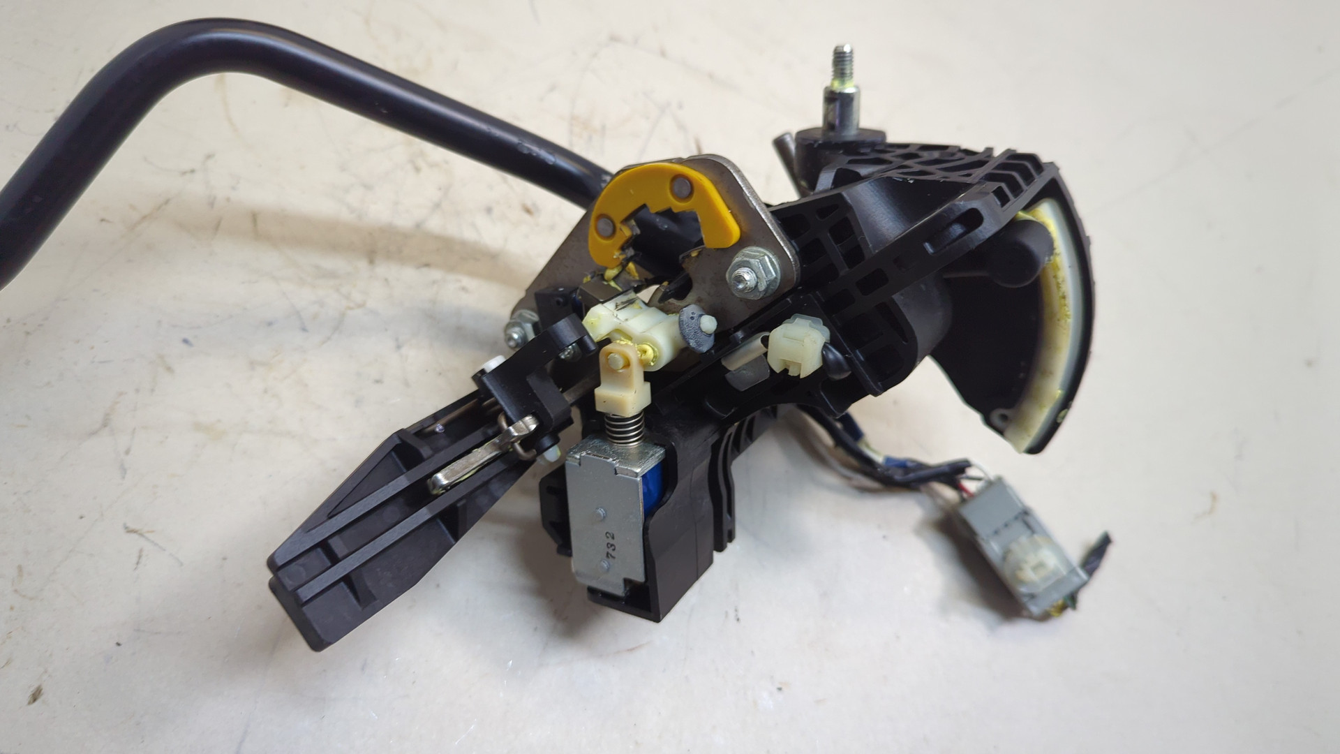 Кулиса МКПП / АКПП