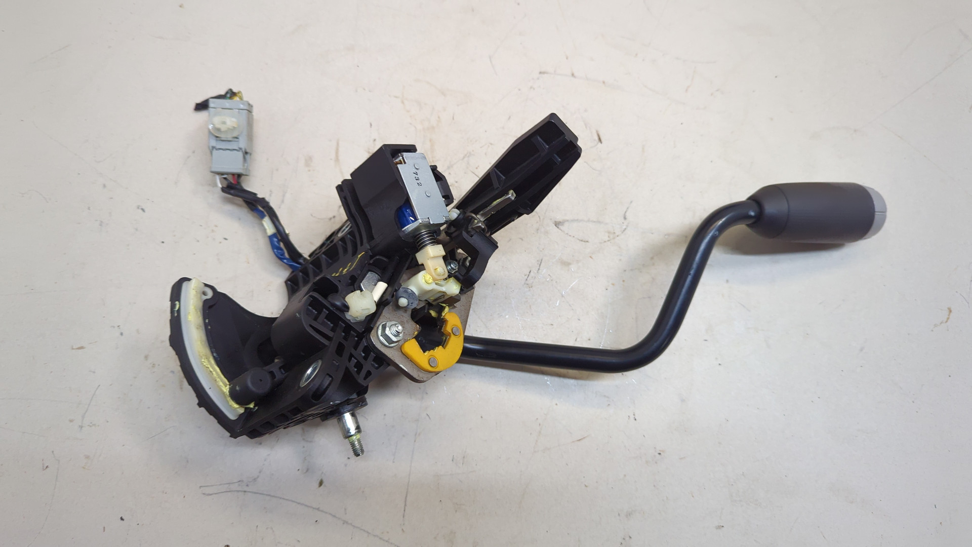 Кулиса МКПП / АКПП