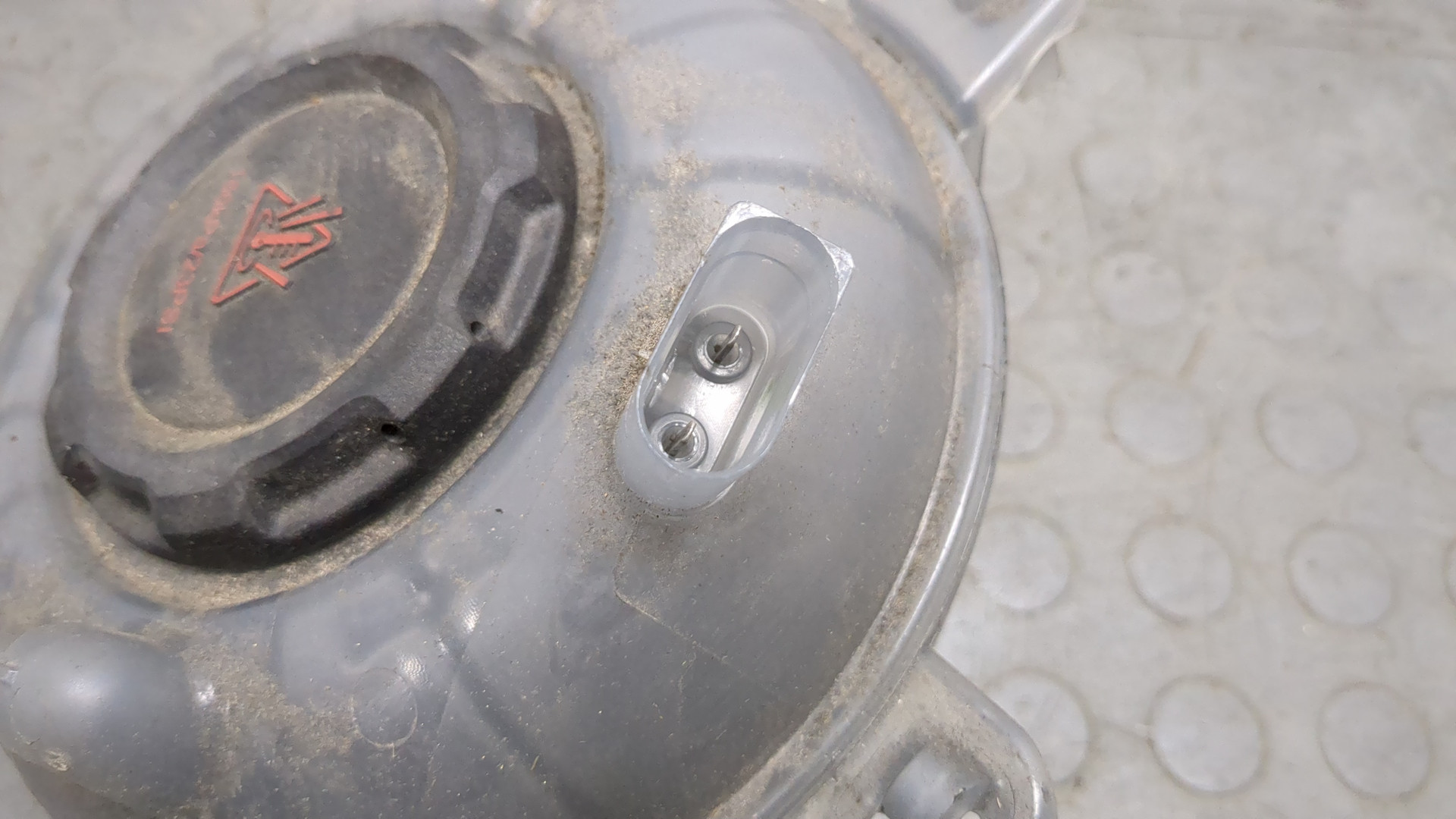 Бачок расширительный