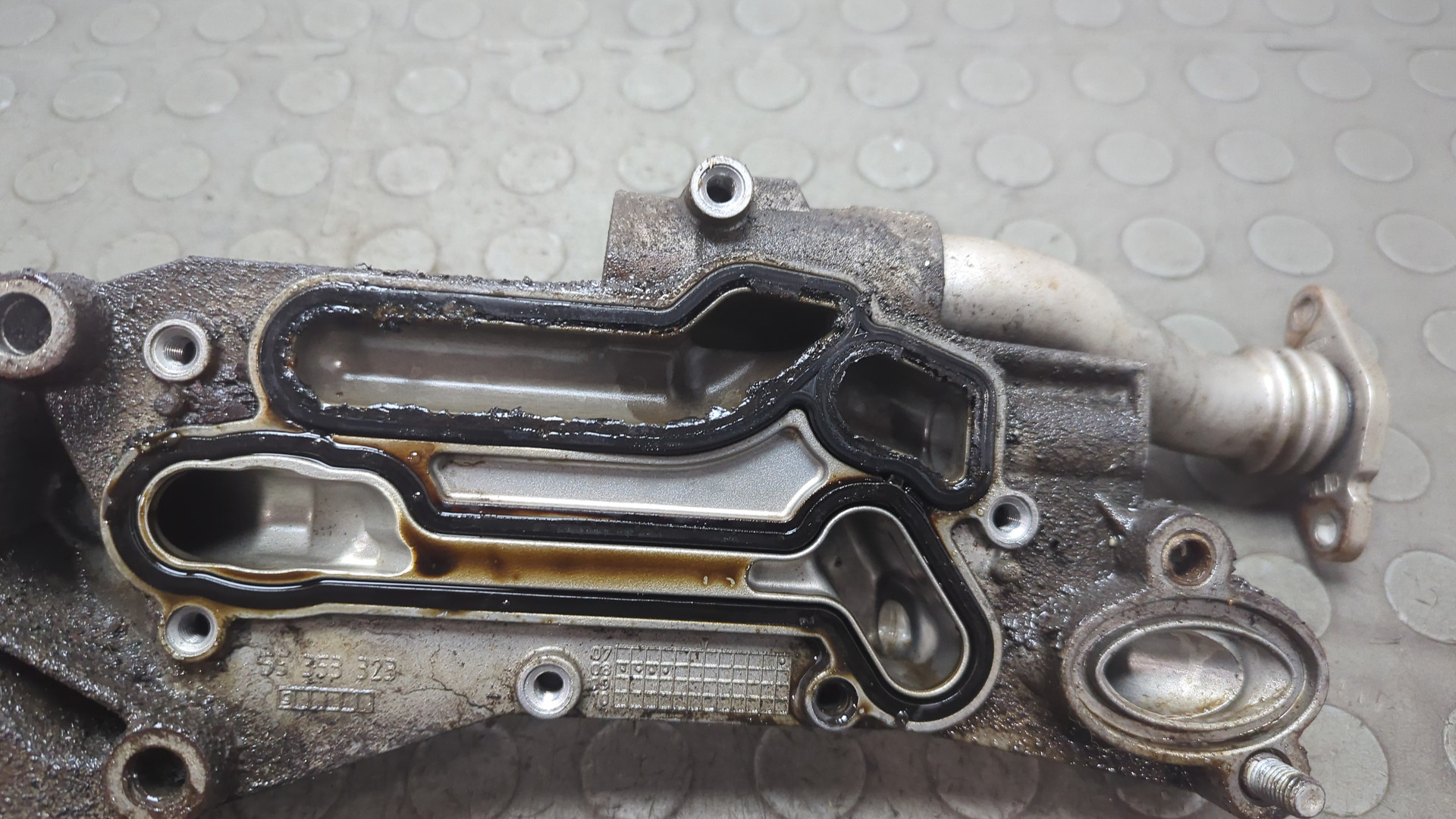 Корпус масляного фильтра