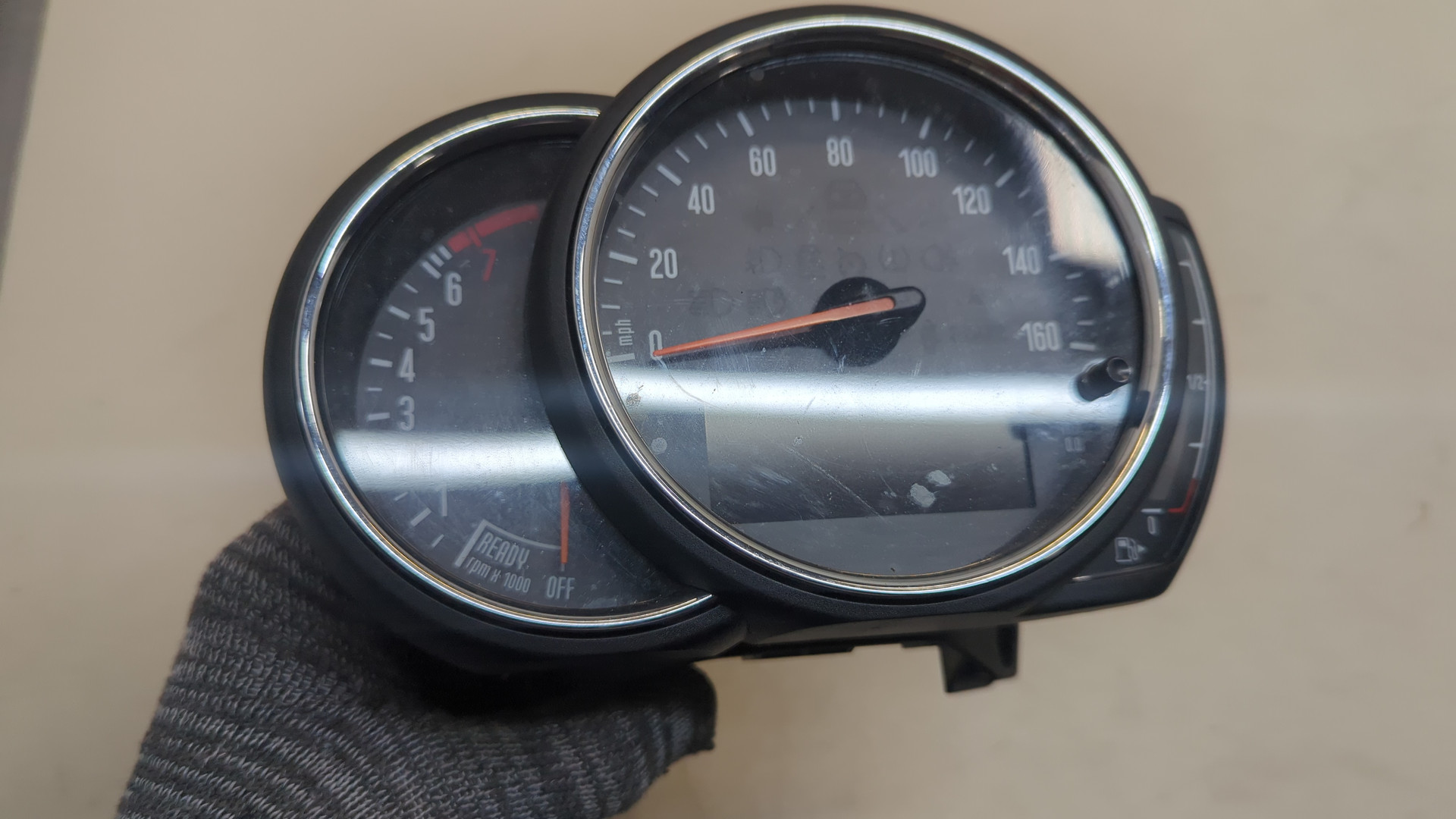 Панель приборов