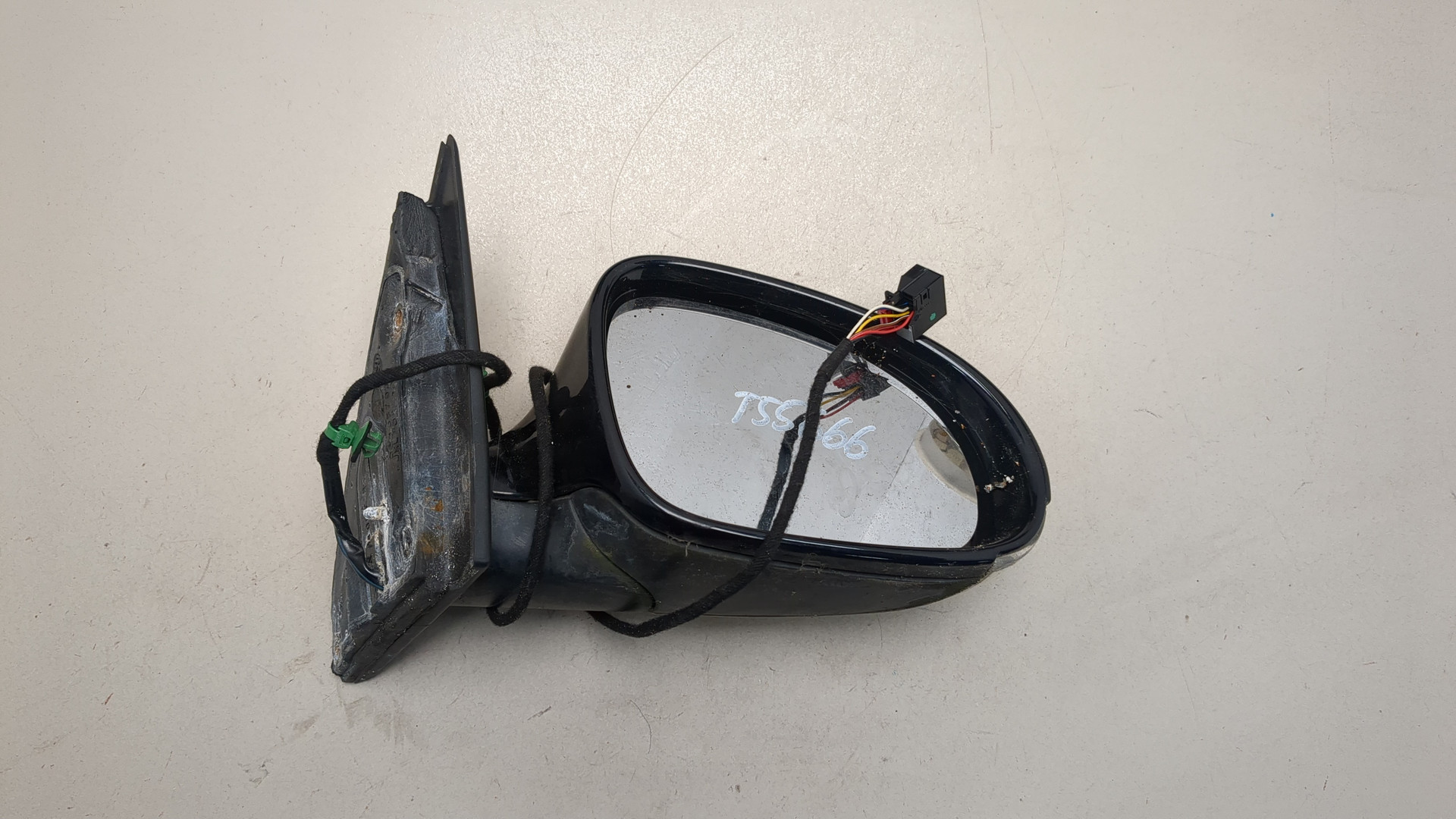 Зеркало правое электрическое