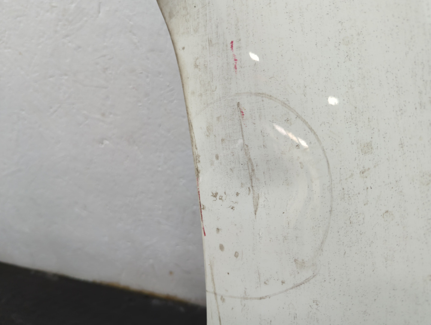 Крыло переднее левое