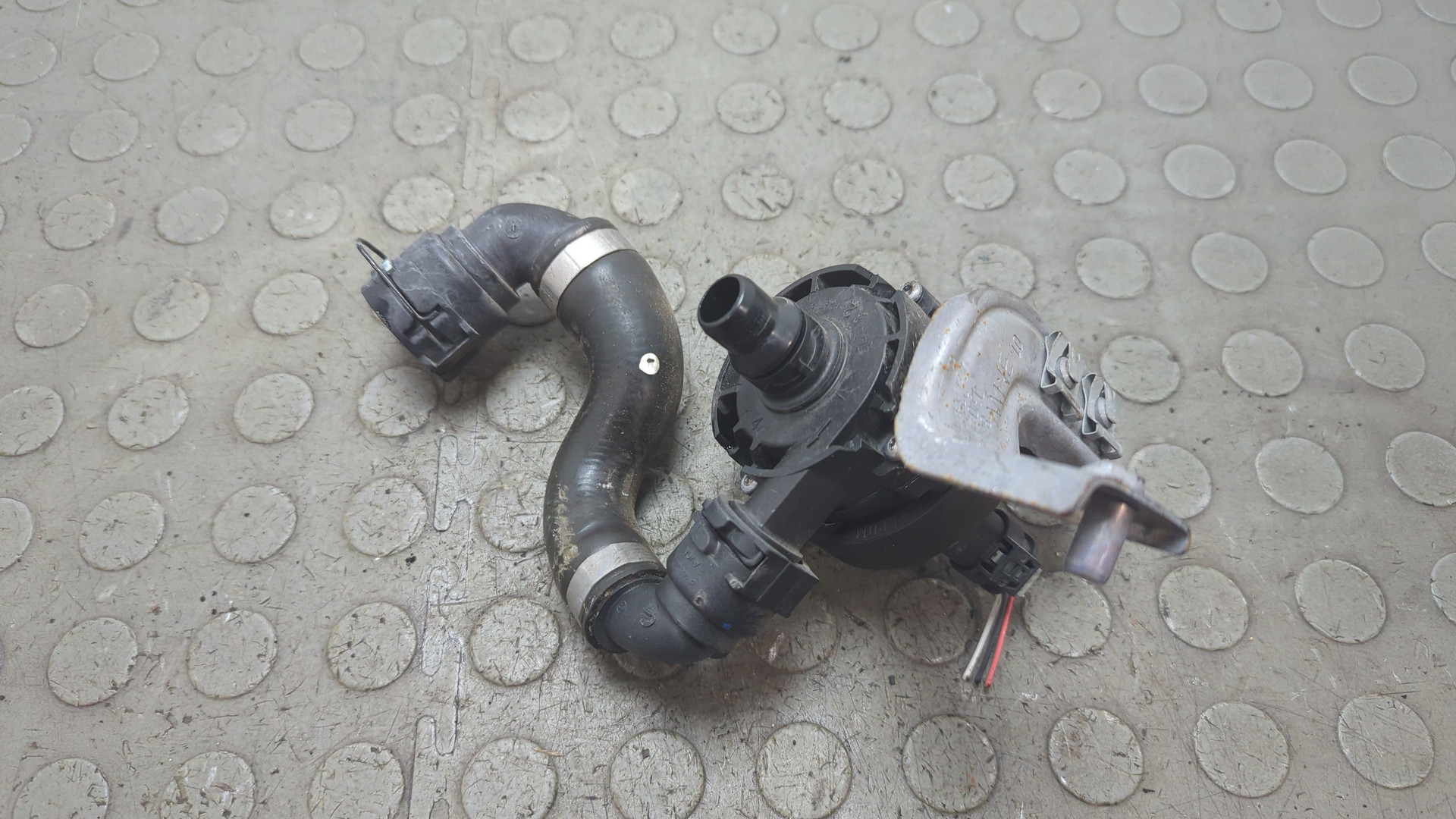 Насос водяной (помпа)