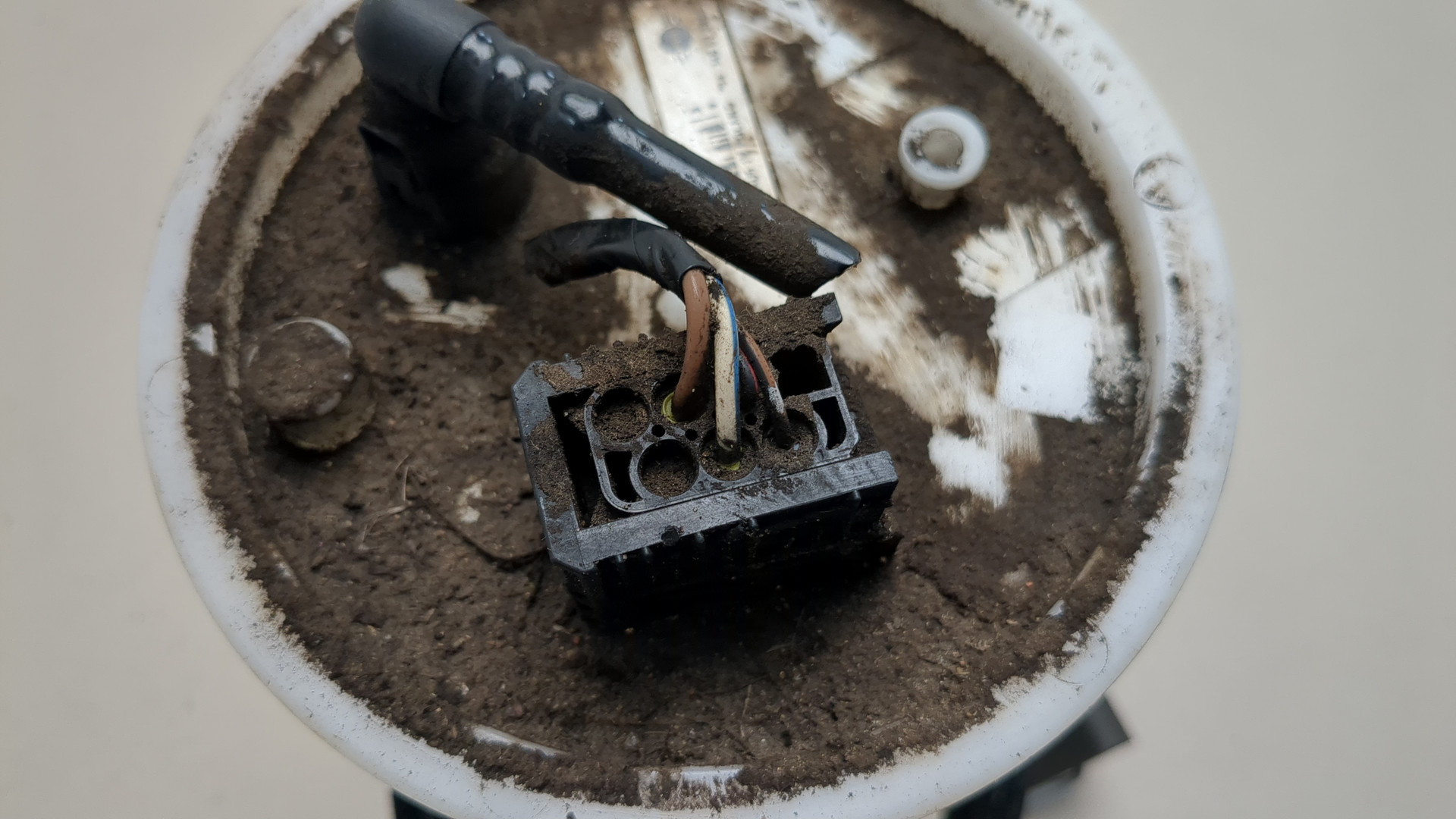 Насос топливный электрический